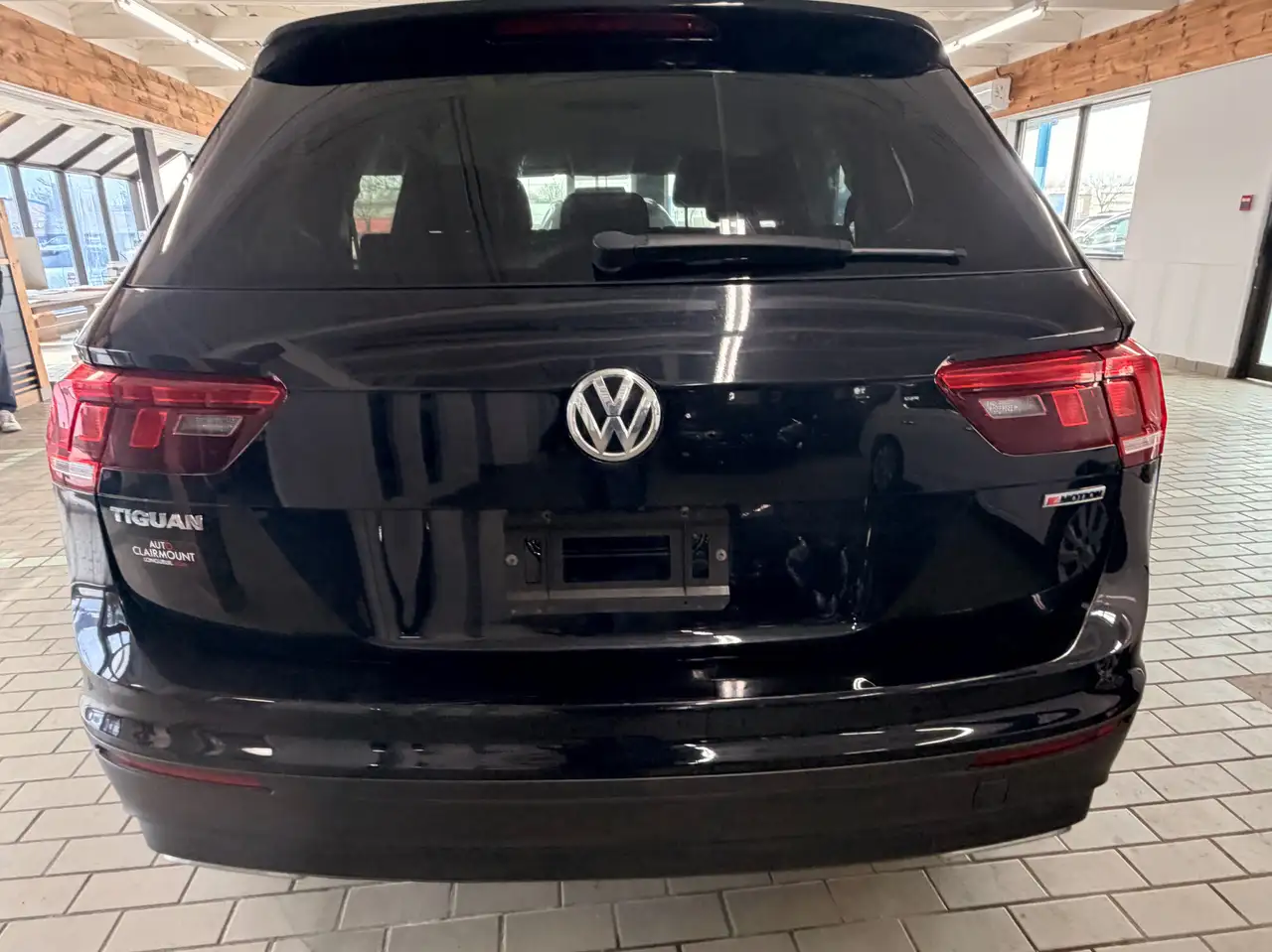 Volkswagen Tiguan снимка Volkswagen Tiguan