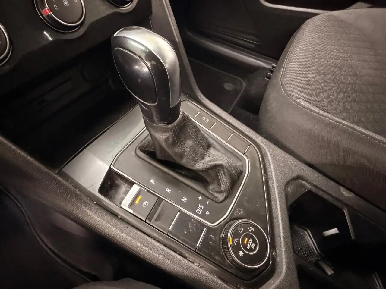 Volkswagen Tiguan снимка Volkswagen Tiguan