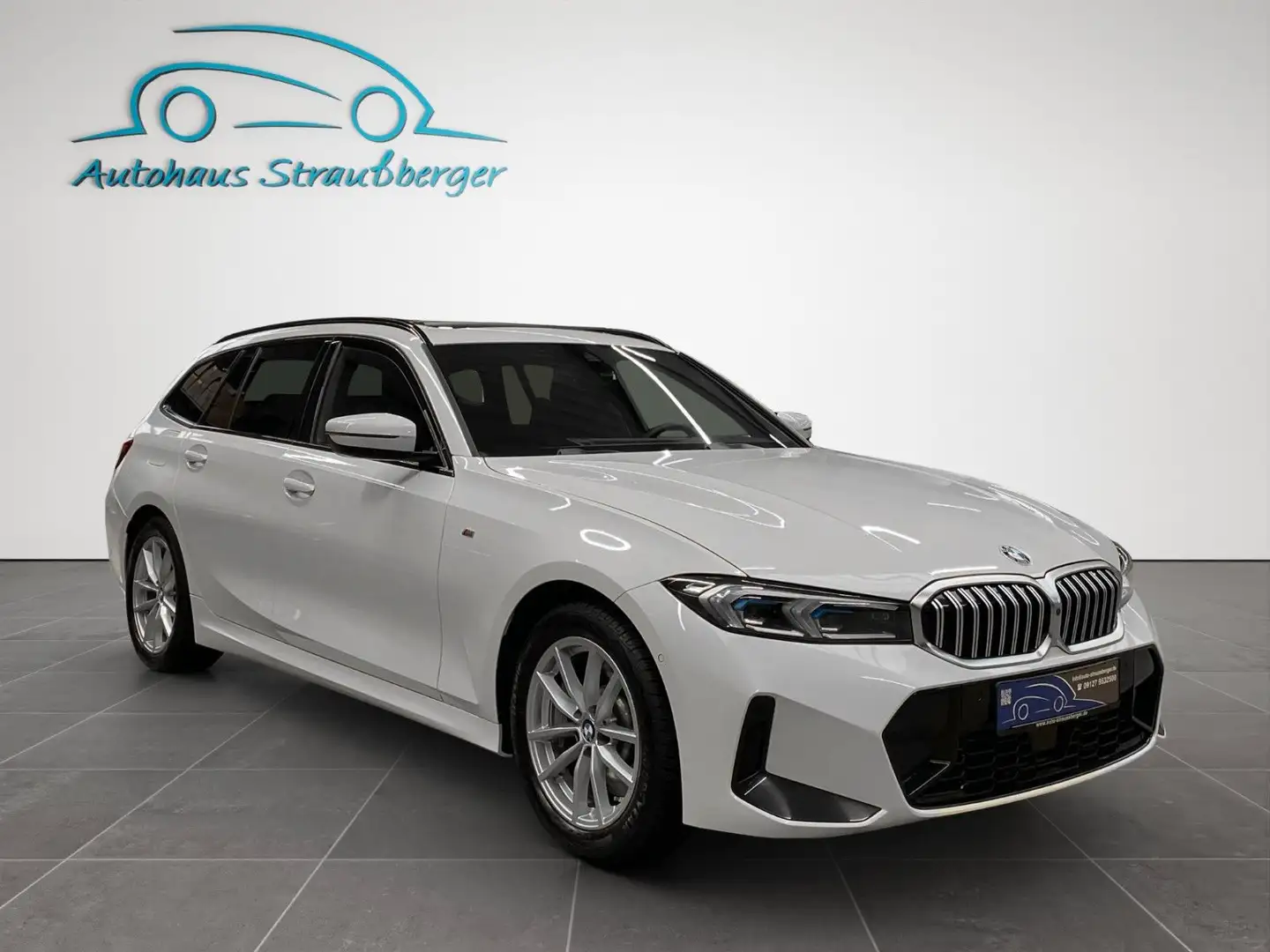 BMW 330 i Touring xD M Sport ACC Pano HiFi HuD KZU 3Z Weiß - 2