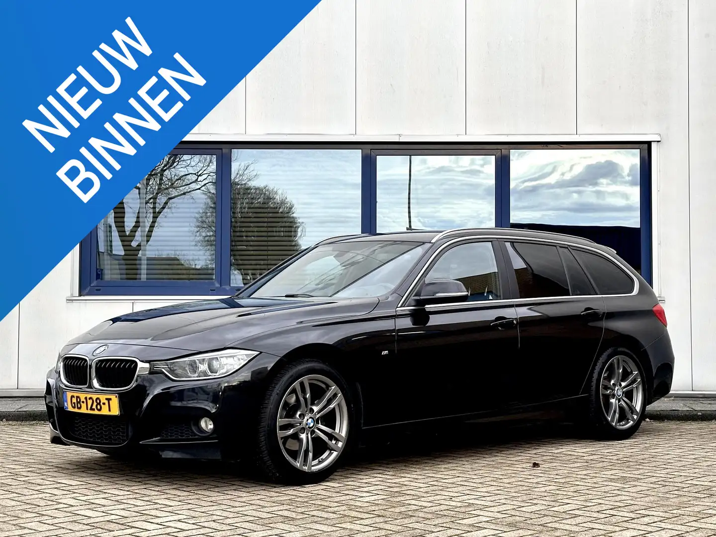 BMW 320 3-serie Touring 320i High Executive l M-Pakket l N Zwart - 1