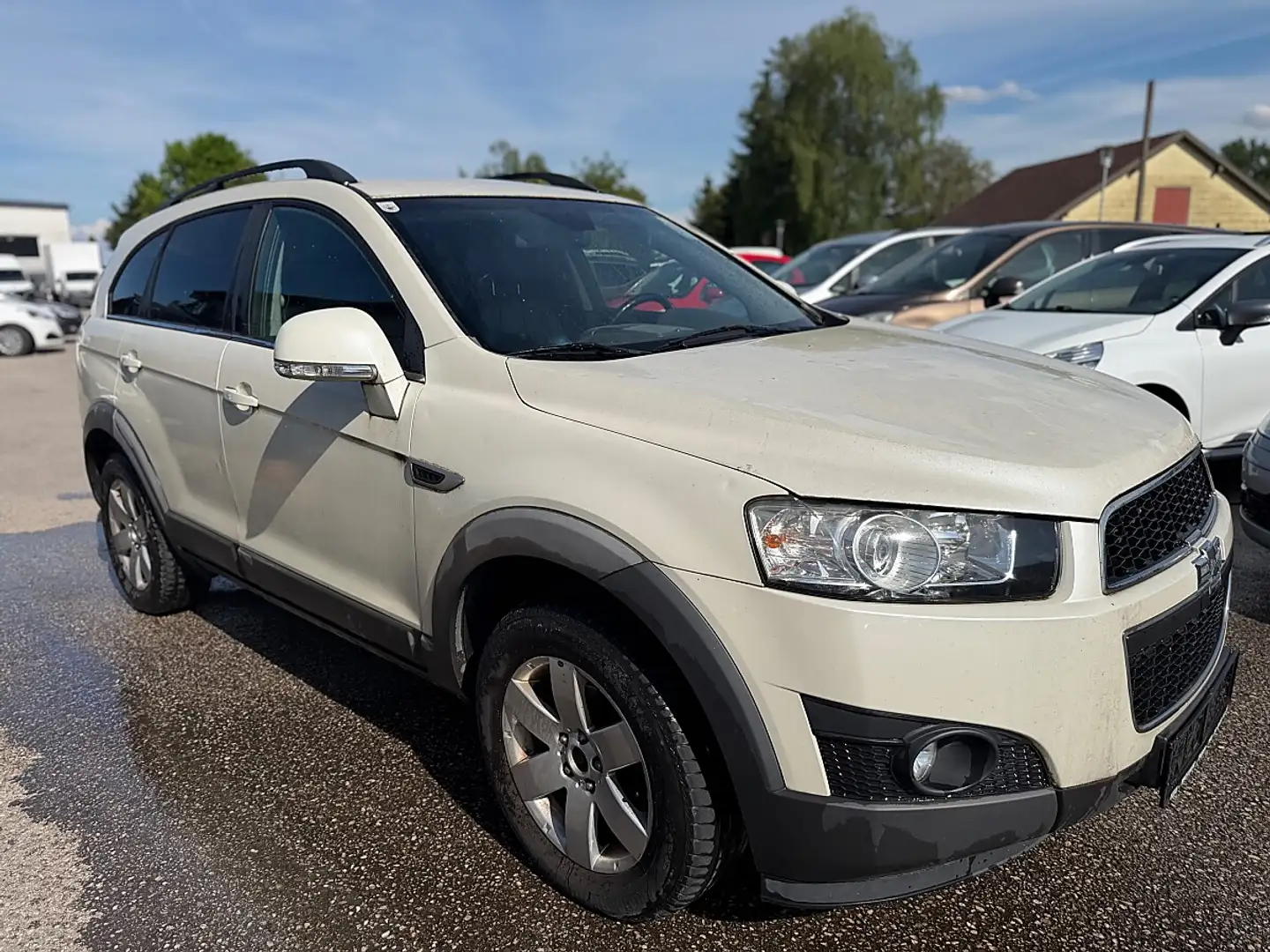 Chevrolet Captiva LTZ 2,2 Aut. 7 Sitzer 4x4 Weiß - 2