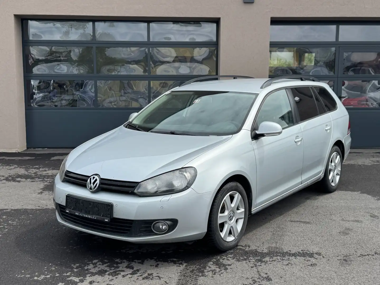 Volkswagen Golf Variant Trendline 1,6 TDI DPF *EXPORT/HÄNDLER* Silber - 1