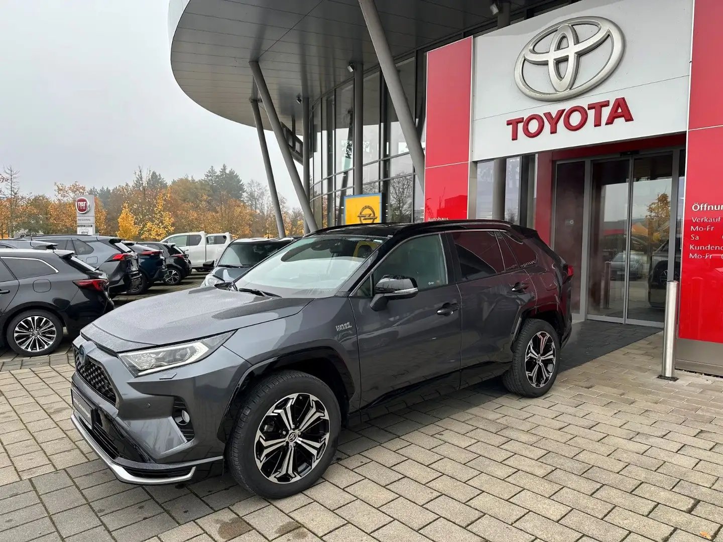 Toyota RAV 4 4 Plug-in Hybrid 4x4, LEDER, 360°,HUD,AHK,JBL Grau - 2