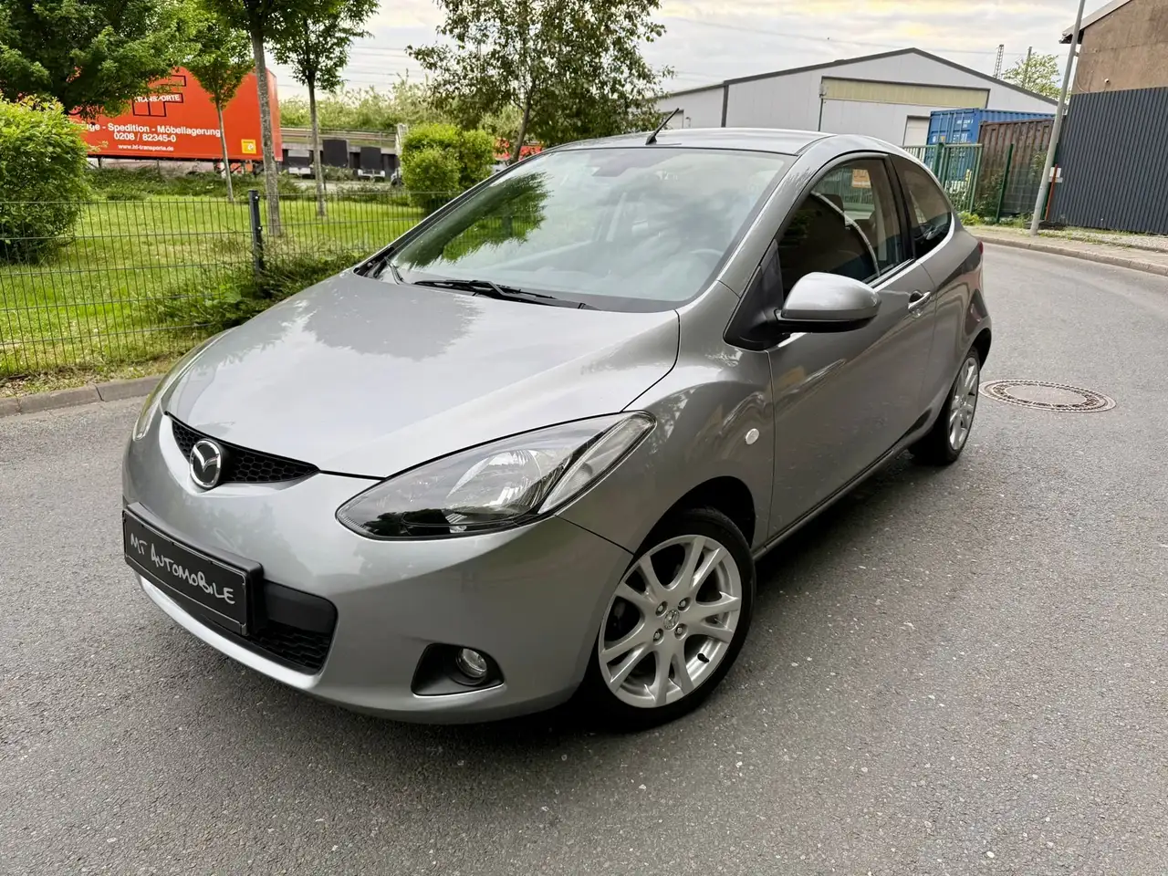 Mazda 2