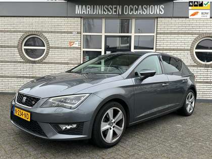 SEAT Leon 1.4 EcoTSI ACT FR |Stoelvw,Cruise,Navi,PDC|