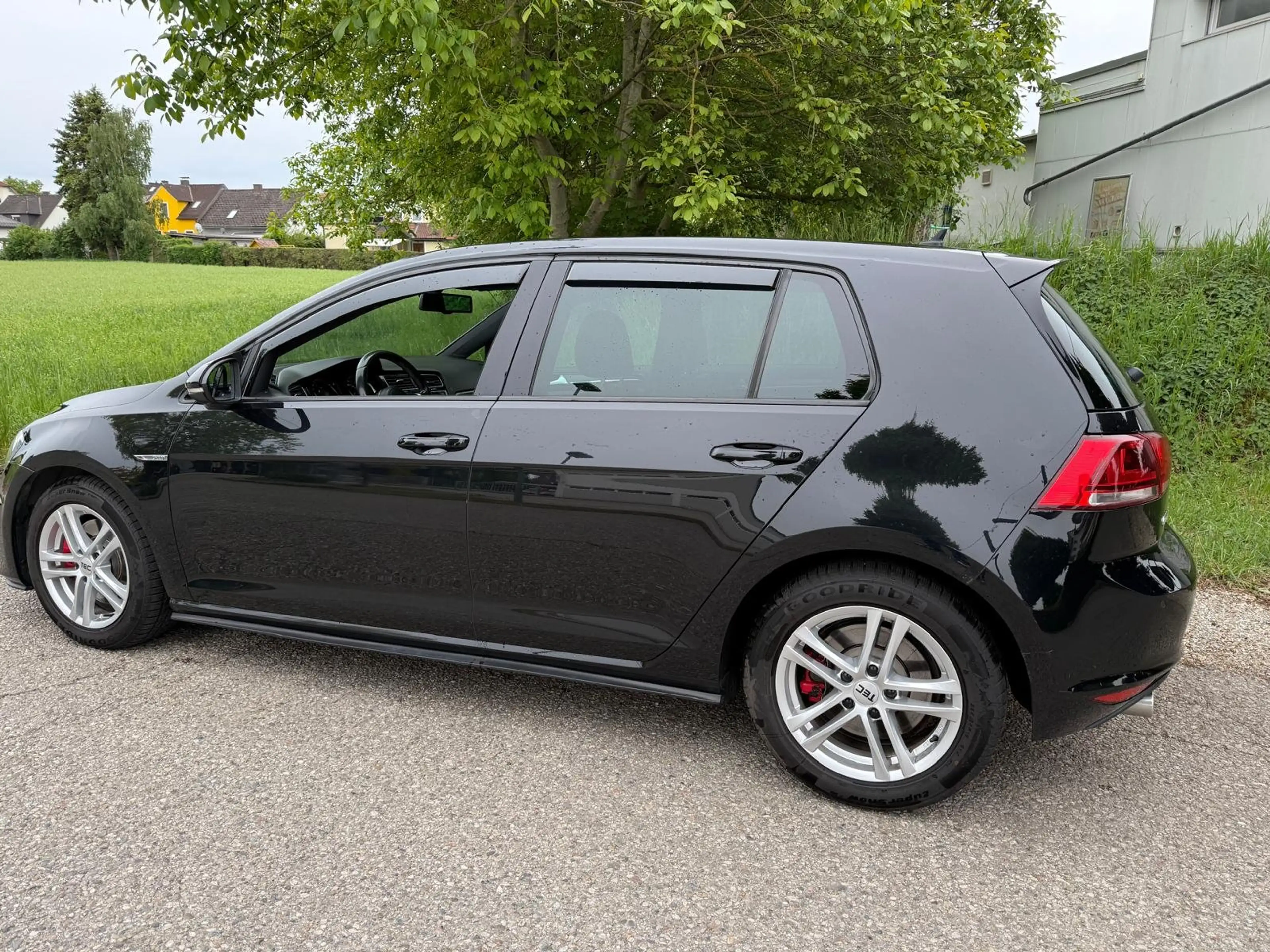 Volkswagen Golf GTD GTD BMT — photo 4