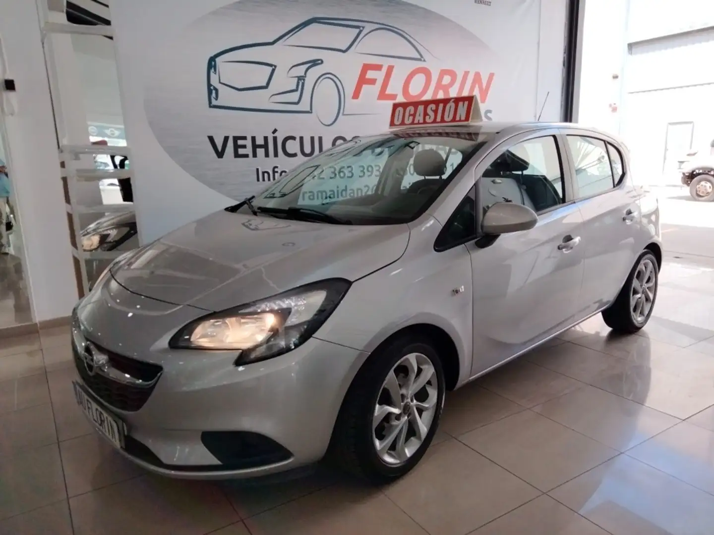 Opel Corsa 1.4 Business 90 Gris - 1