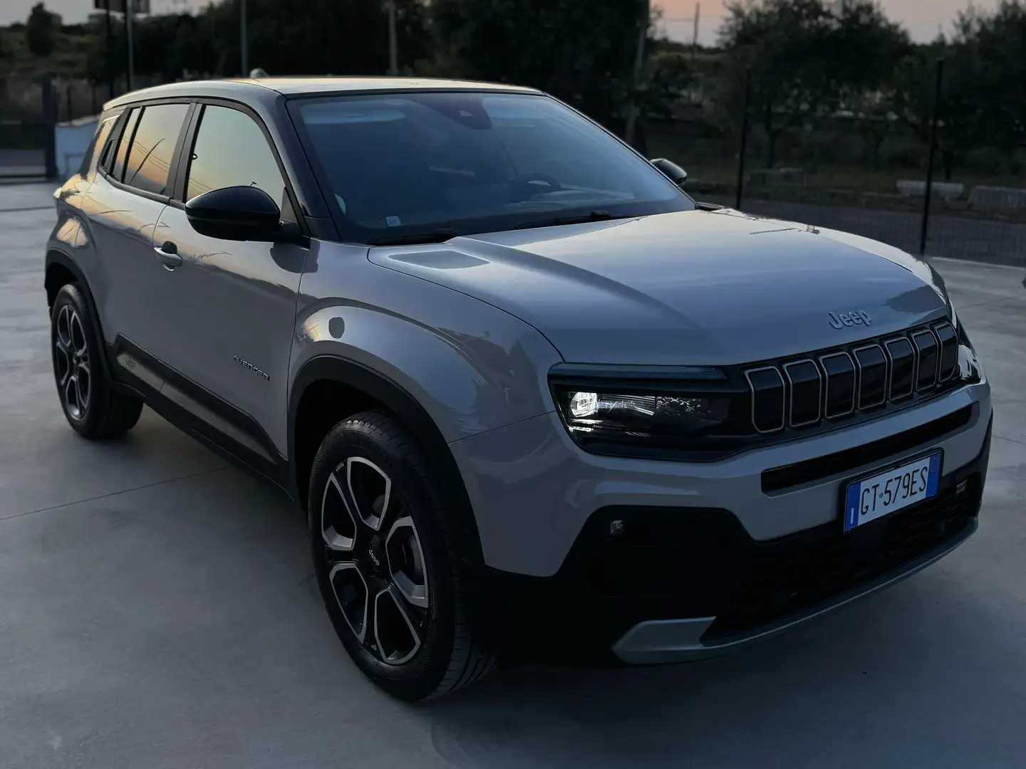 Jeep Avenger Avenger 1.2 turbo Longitude fwd 100cv Gris - 2