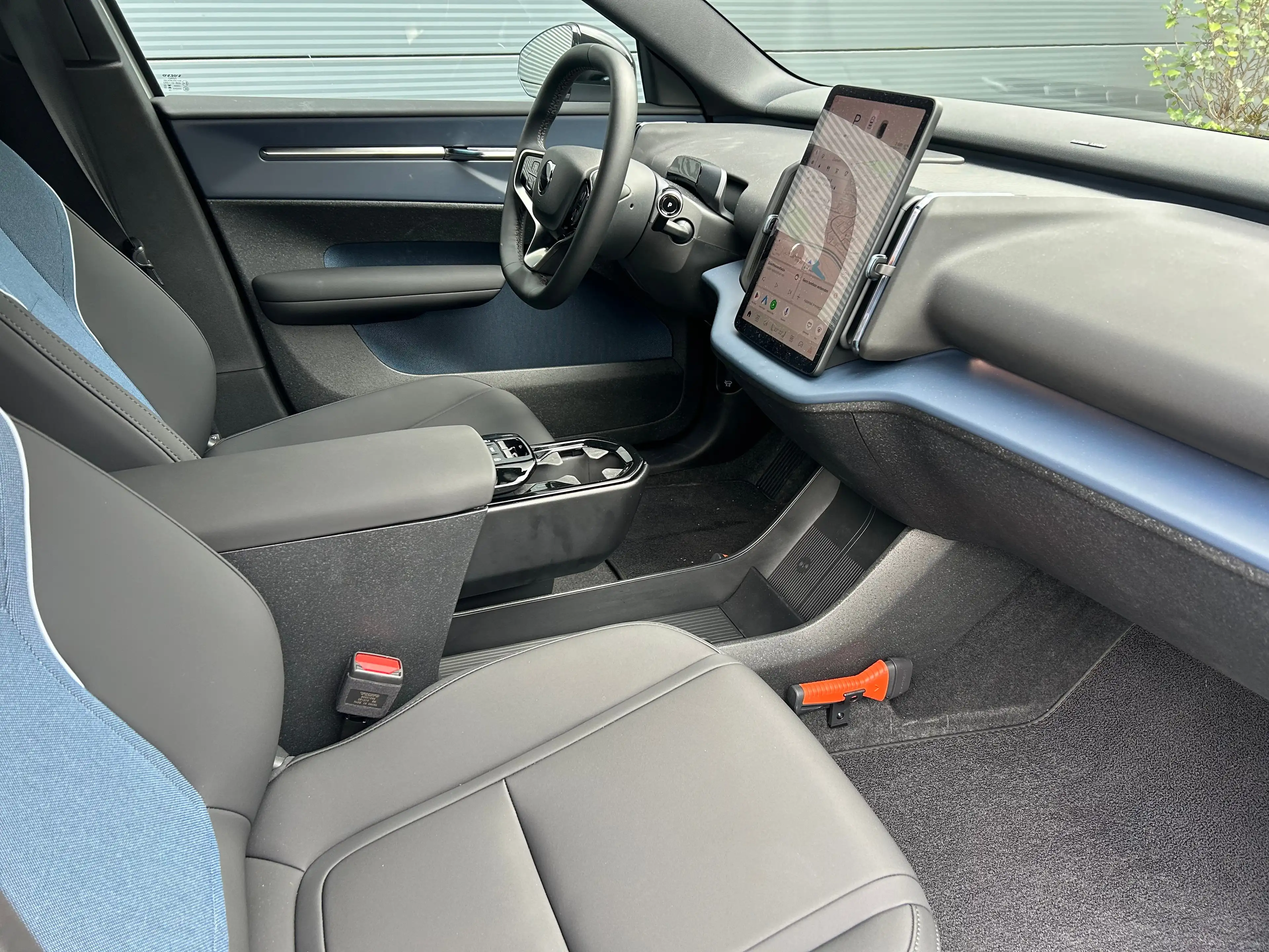 Volvo EX30 P3 Long Range Plus Europa 69 kWh | Stoel & stuurve — photo 12