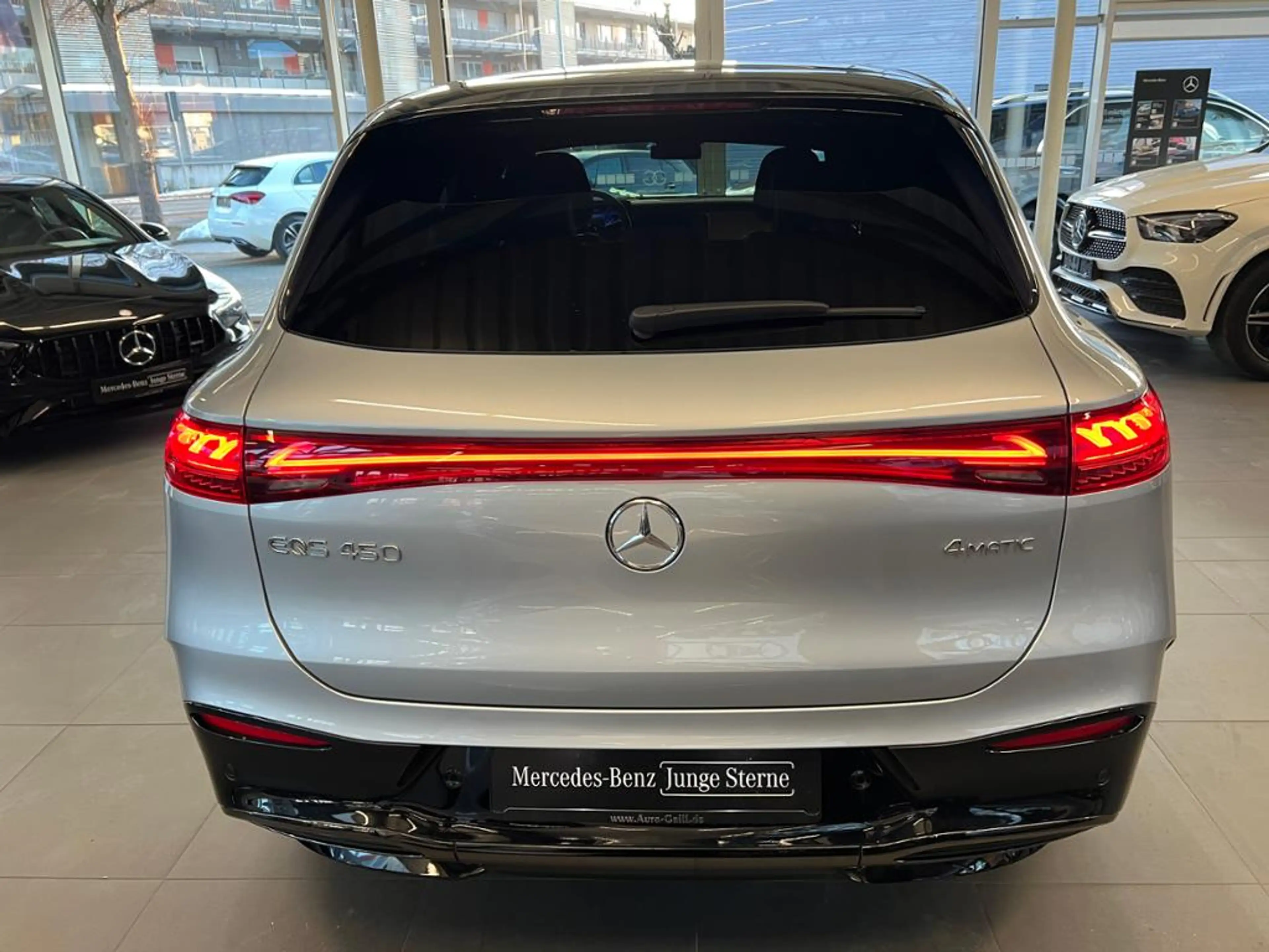 Mercedes-Benz EQS SUV 450 4M  AMG Night Premium Airmatic 360 — photo 6