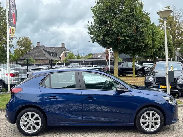 Opel Corsa view 5