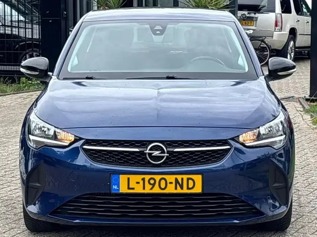 Opel Corsa view 2
