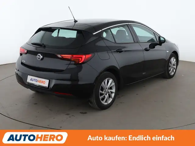 Opel Astra view 6