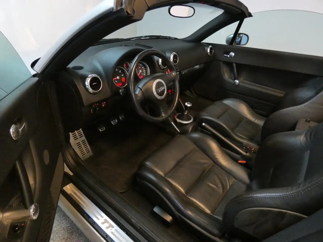Audi TT Roadster 1.8 5V Turbo Nwe APK, foto 3