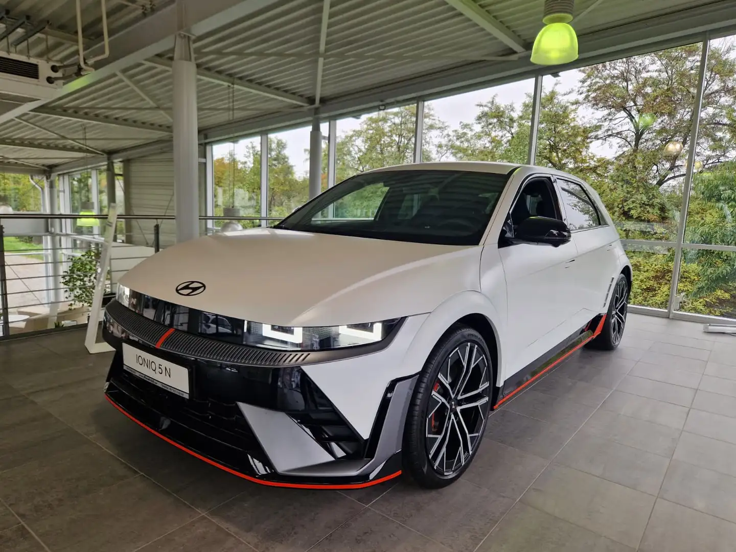Hyundai IONIQ 5 N (MY24) 84 kWh (609 PS) 4WD Biały - 1