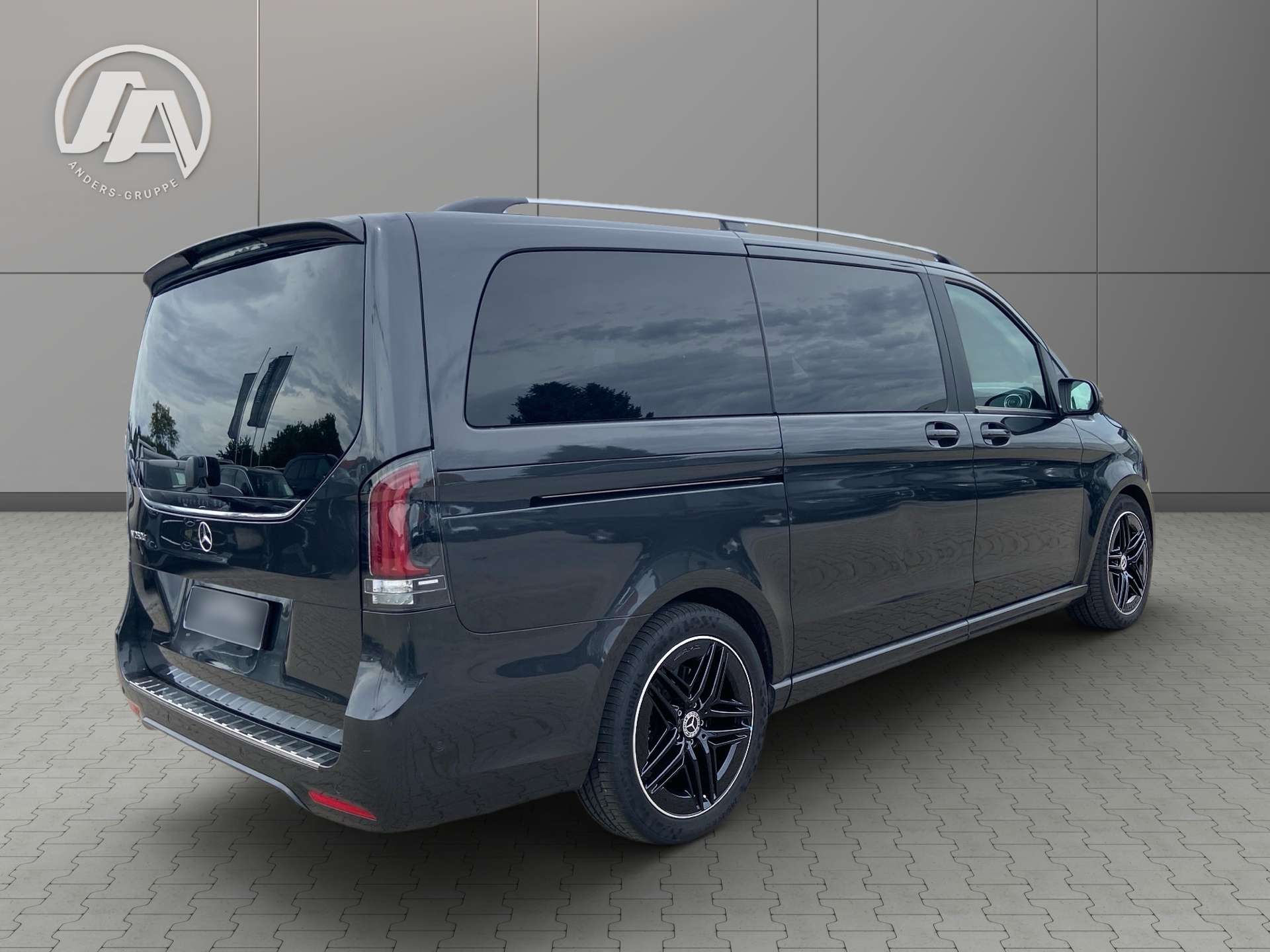 Mercedes-Benz V 250