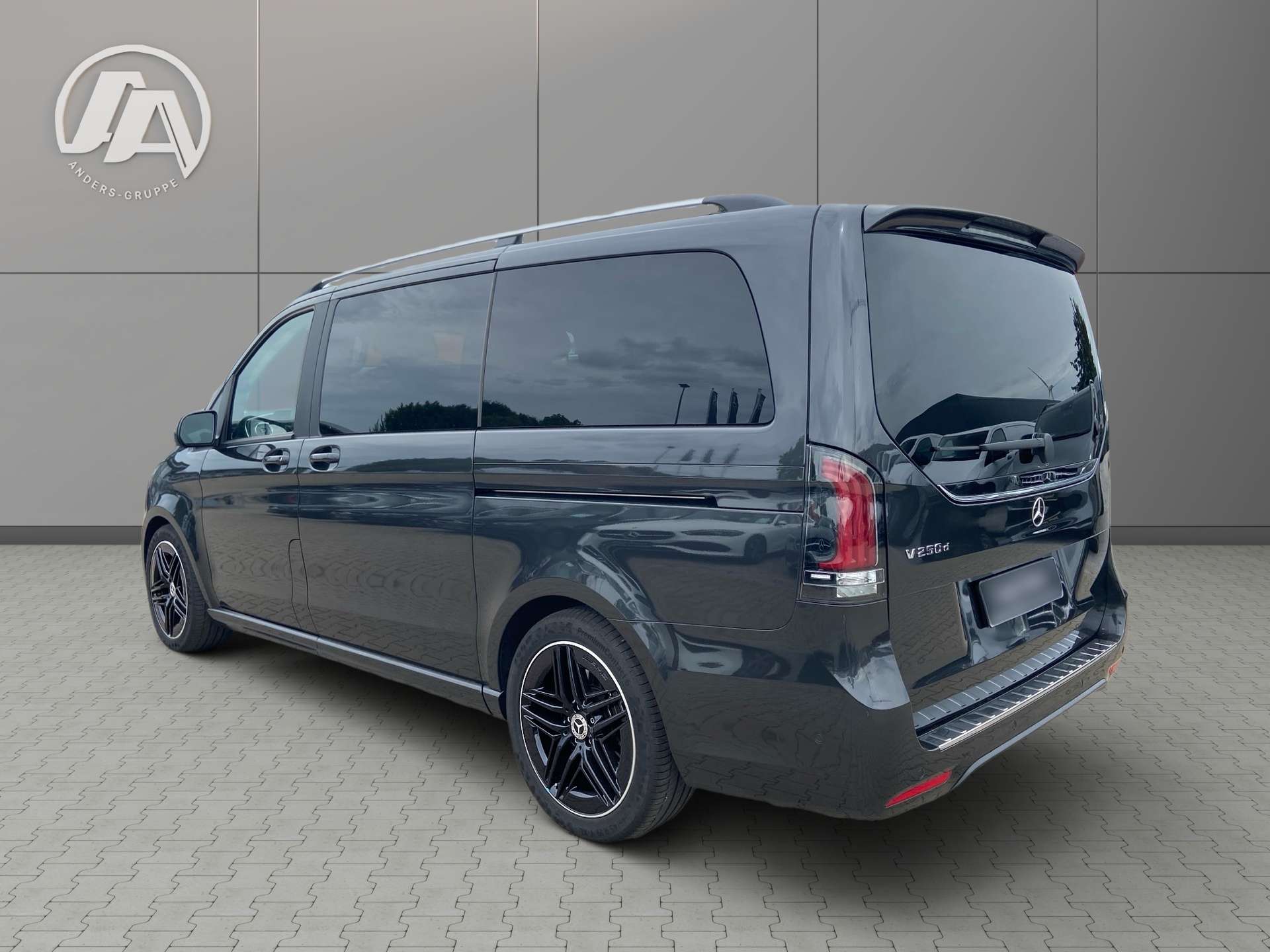 Mercedes-Benz V 250