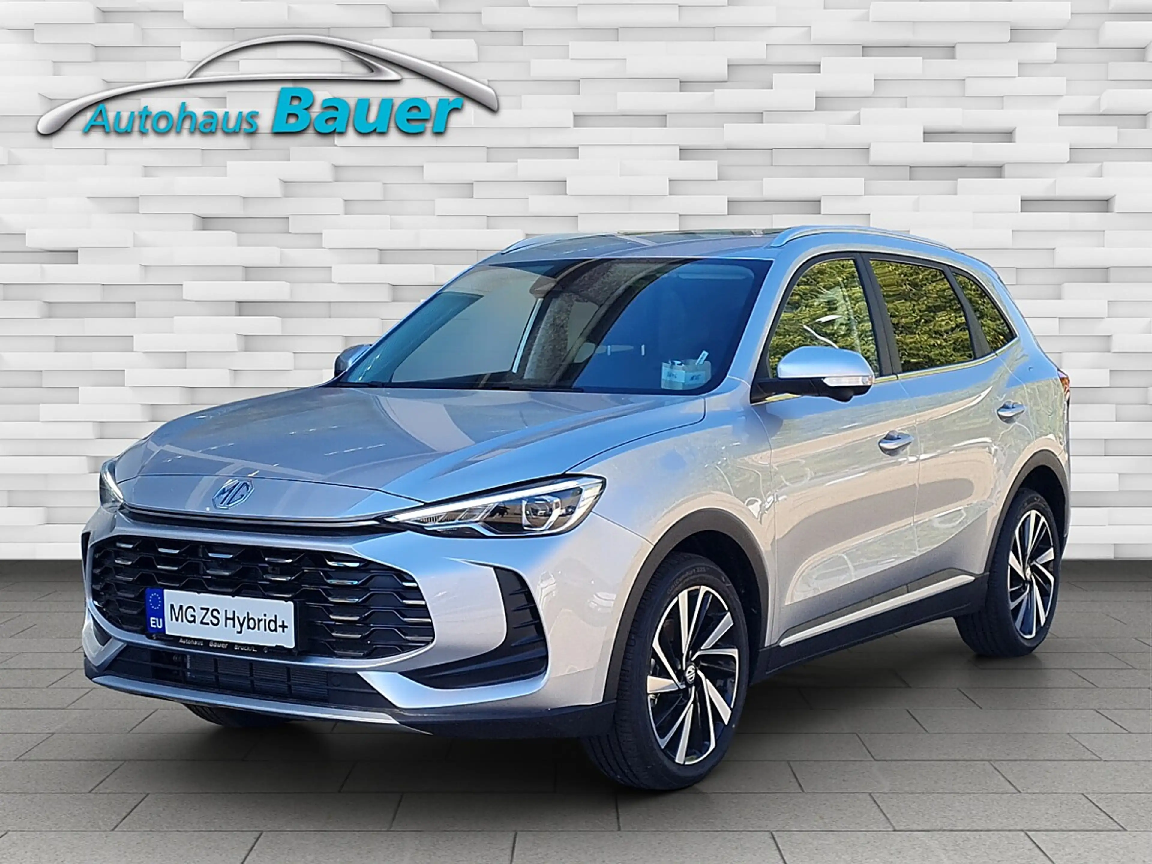 MG ZS 1.5 Hybrid+ Luxury