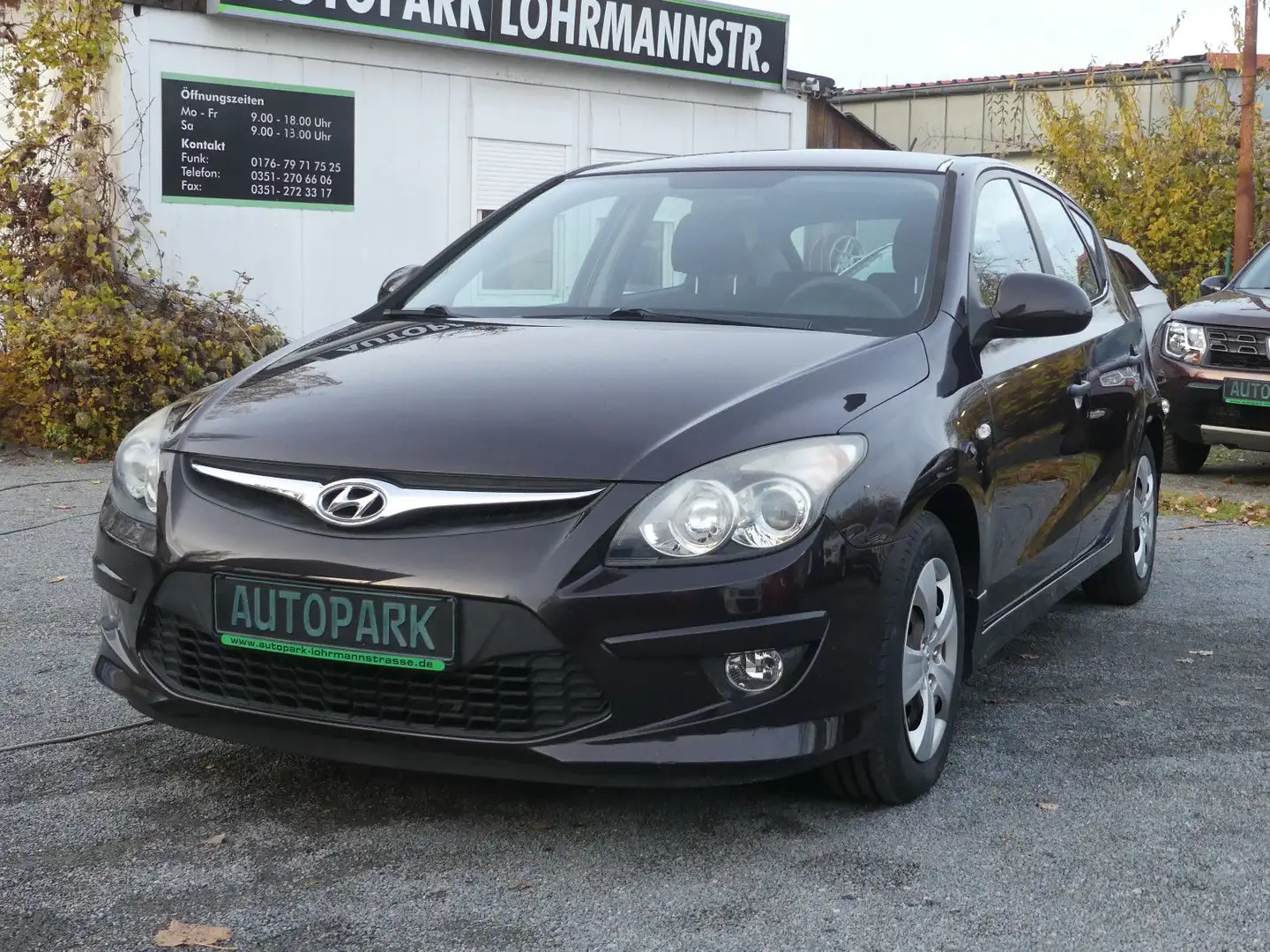 Hyundai i30 Classic*Klima*HU neu*SHZ*Nr.37 Noir - 1