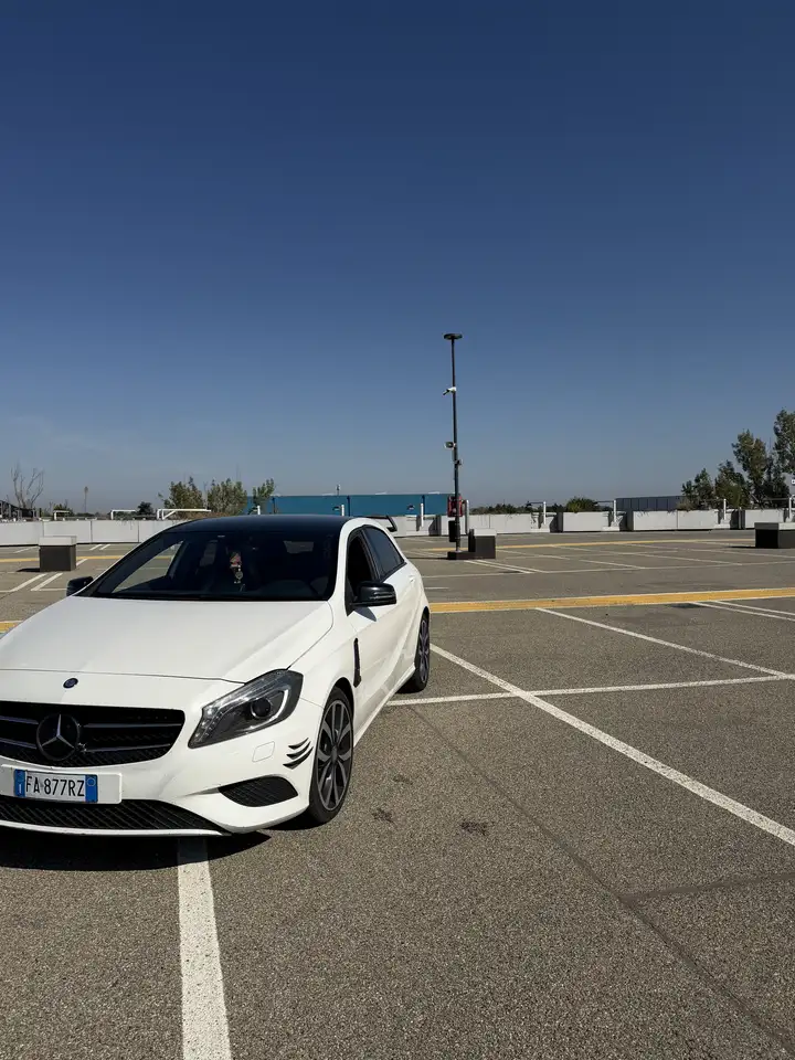 Mercedes-Benz A 180