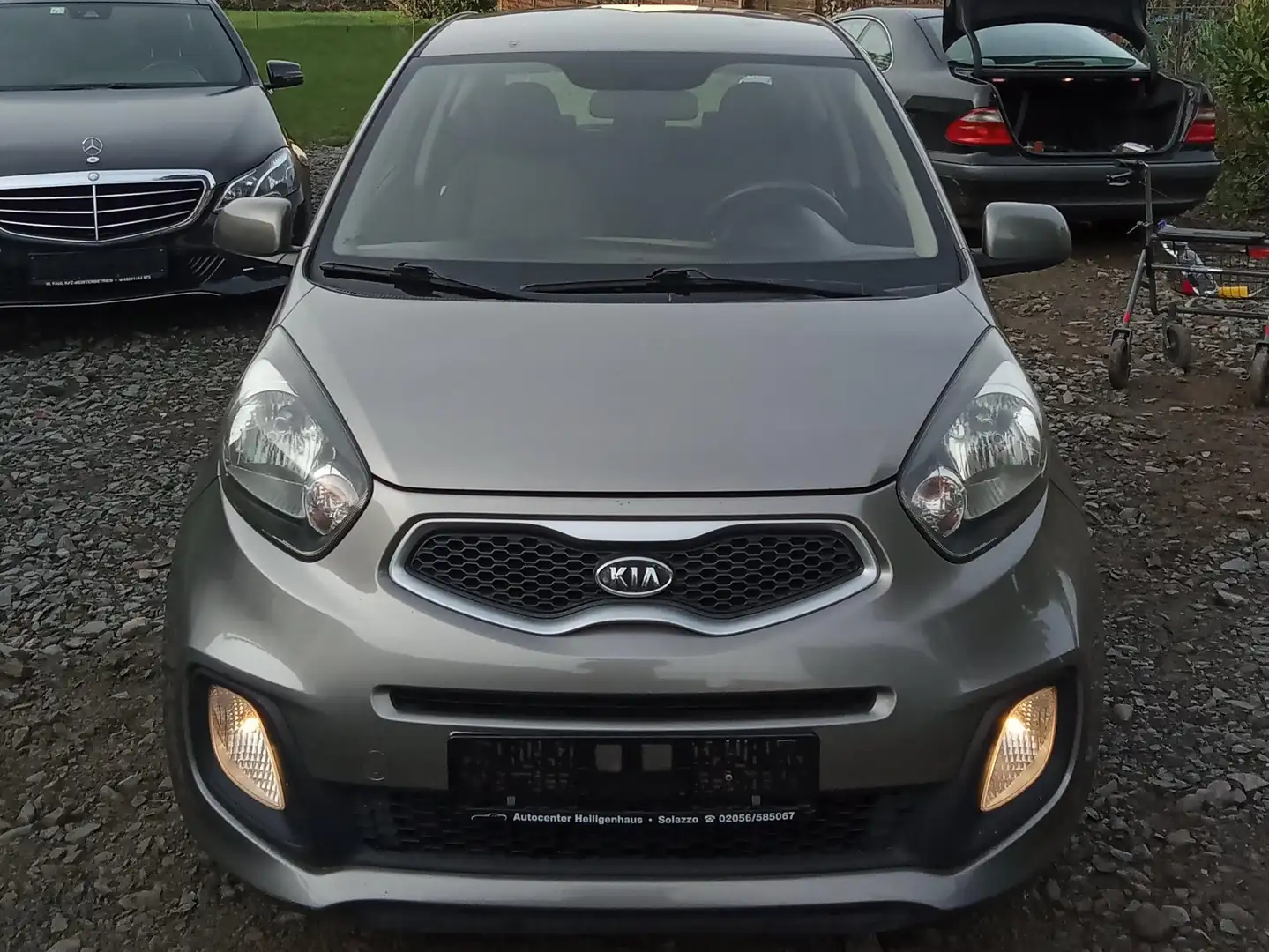 Kia Picanto Grau - 1