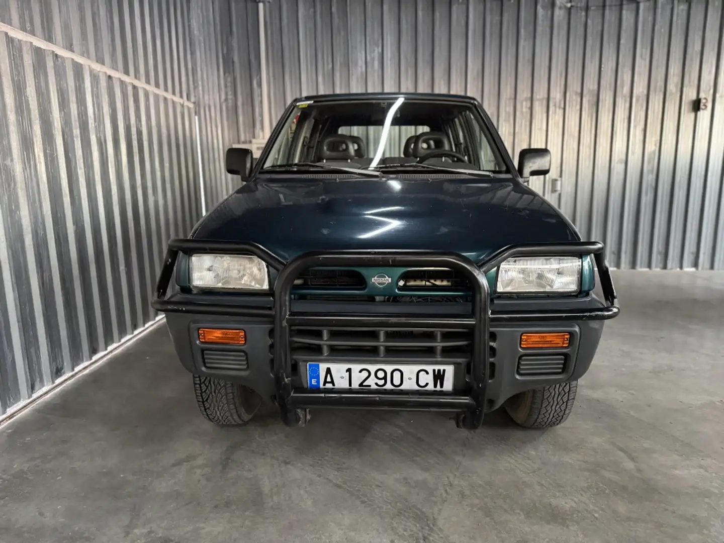 Nissan Terrano 2.7 TD Comfort Grün - 2