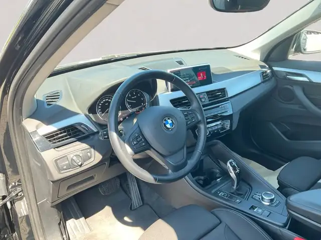 BMW X1 view 10