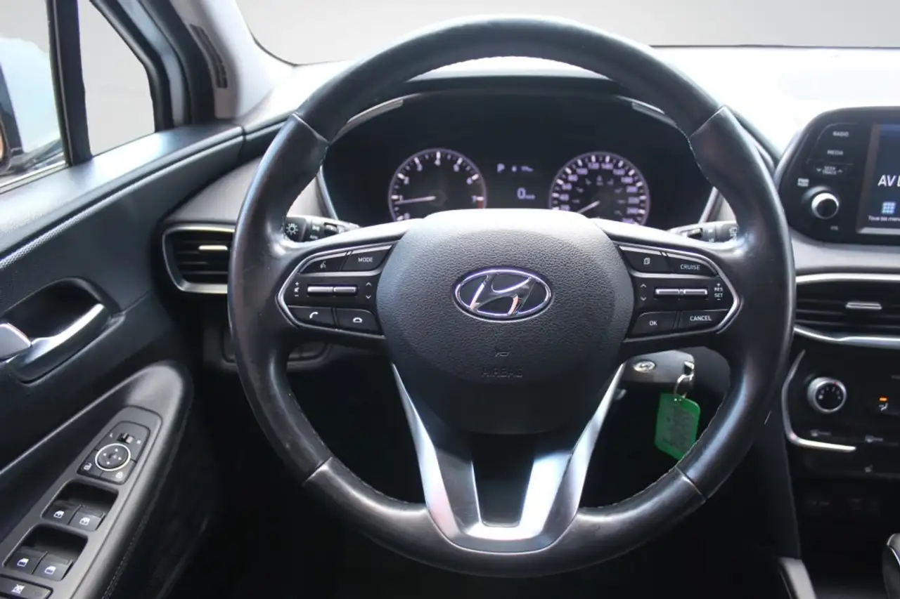 Hyundai SANTA FE снимка Hyundai SANTA FE