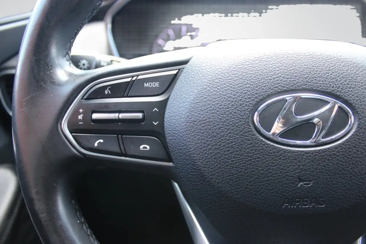 Hyundai SANTA FE снимка Hyundai SANTA FE