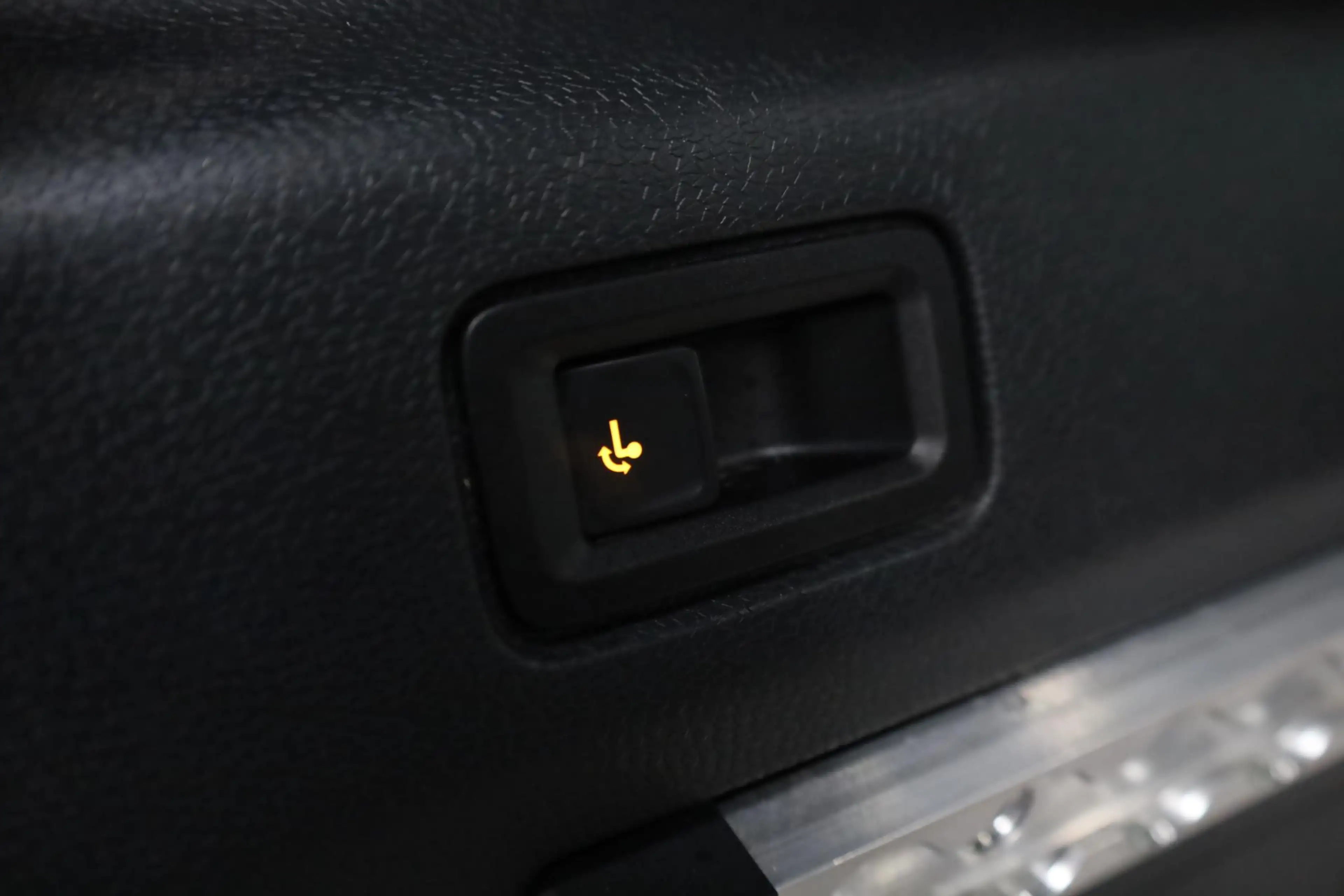 Volkswagen ID. Buzz Cargo 77 kWh 2 x schuifdeur trekhaak wegklapbaar led mat — photo 22