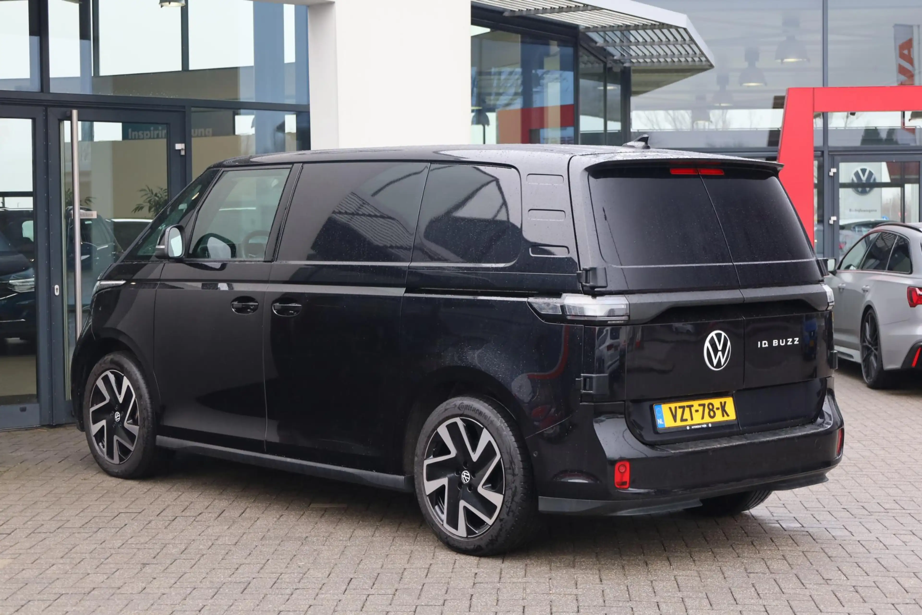 Volkswagen ID. Buzz Cargo 77 kWh 2 x schuifdeur trekhaak wegklapbaar led mat — photo 4