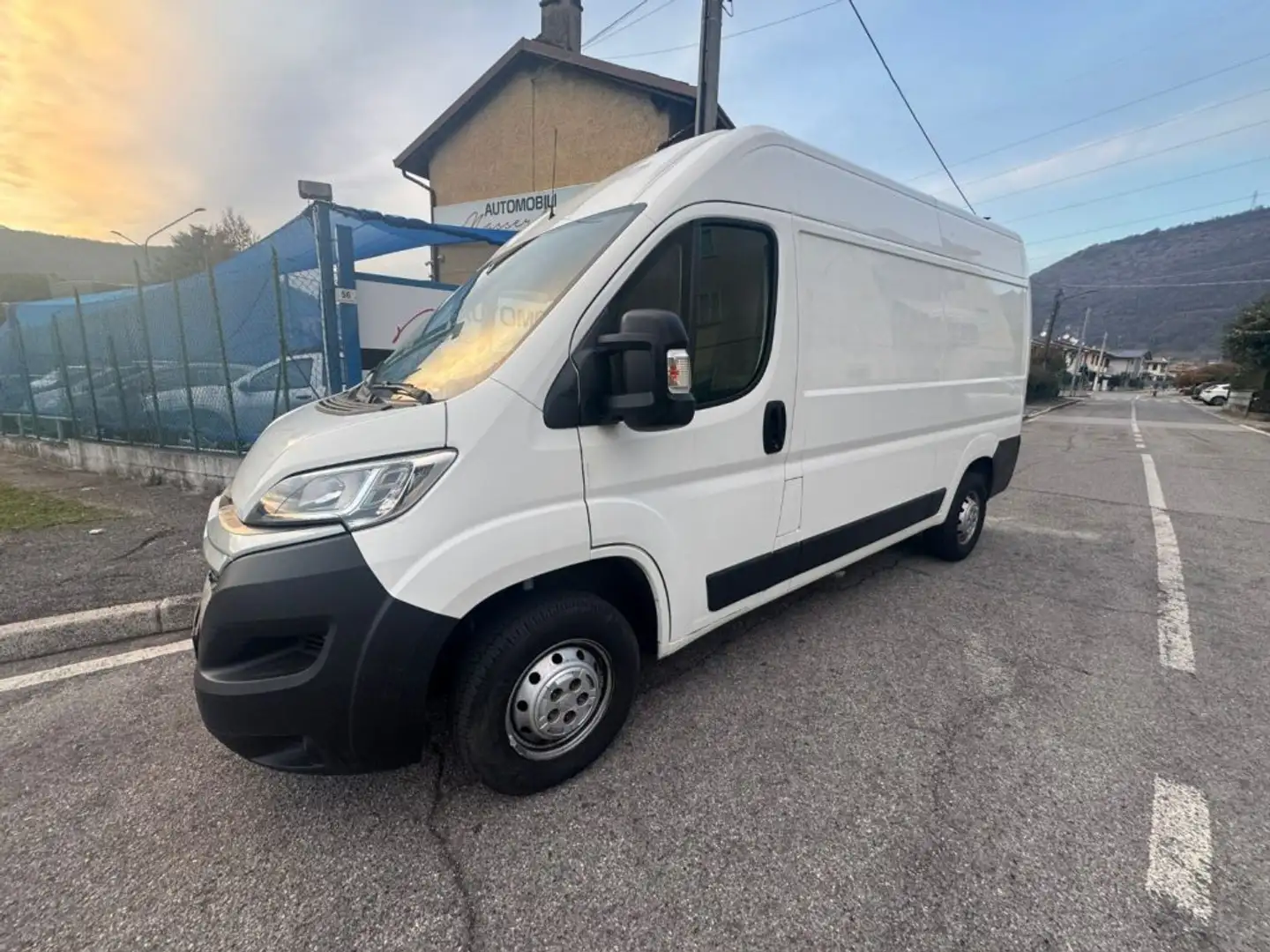 Citroen Jumper 35 BlueHDi 140 S&S PLM-SL-TA Furgone Heavy Blanc - 1