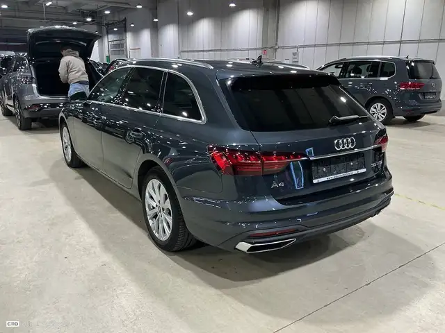 Audi A4 view 2