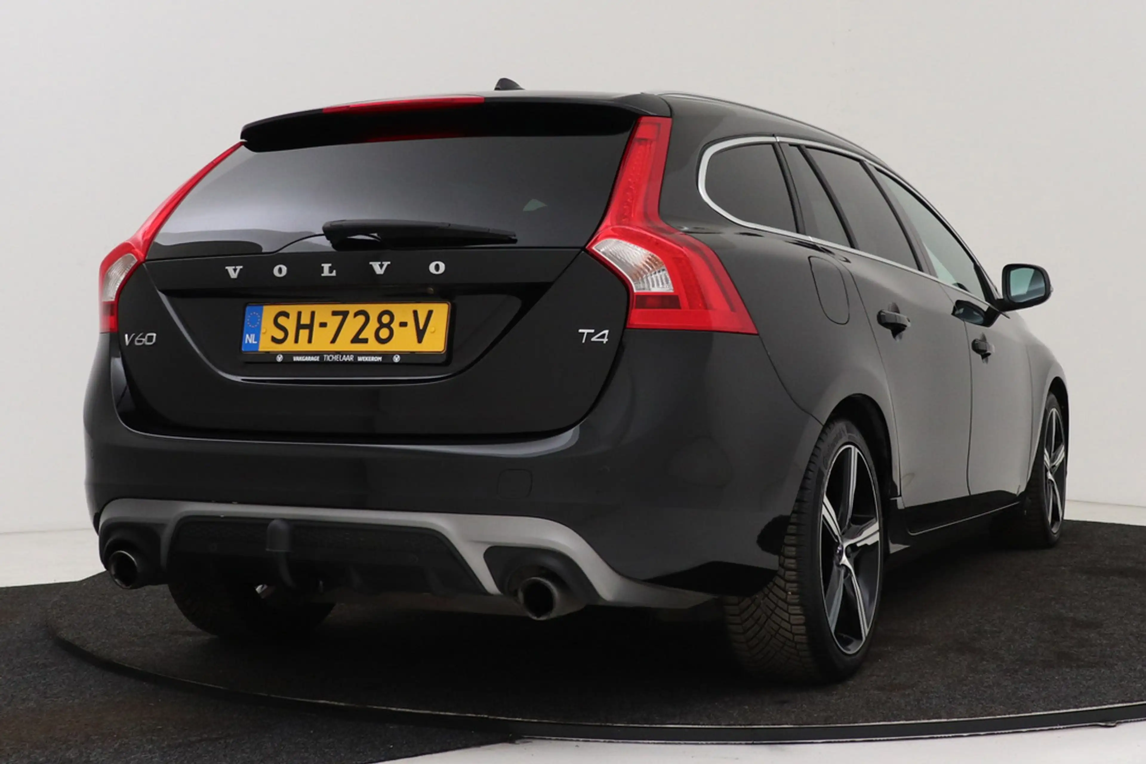 Volvo V60 2.0 T4 Business Sport R-Design | Trekhaak | Schuif — photo 11