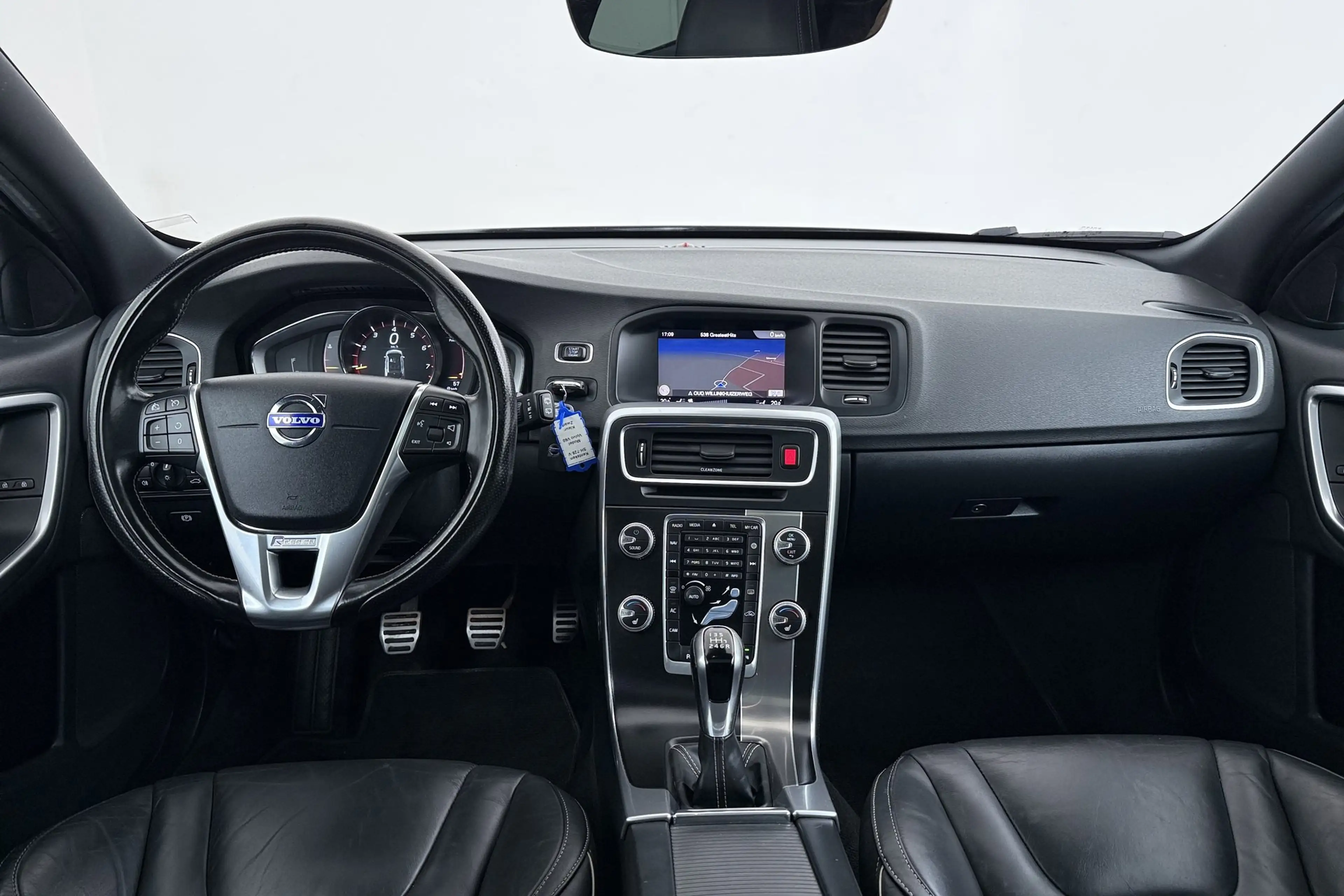 Volvo V60 2.0 T4 Business Sport R-Design | Trekhaak | Schuif — photo 8