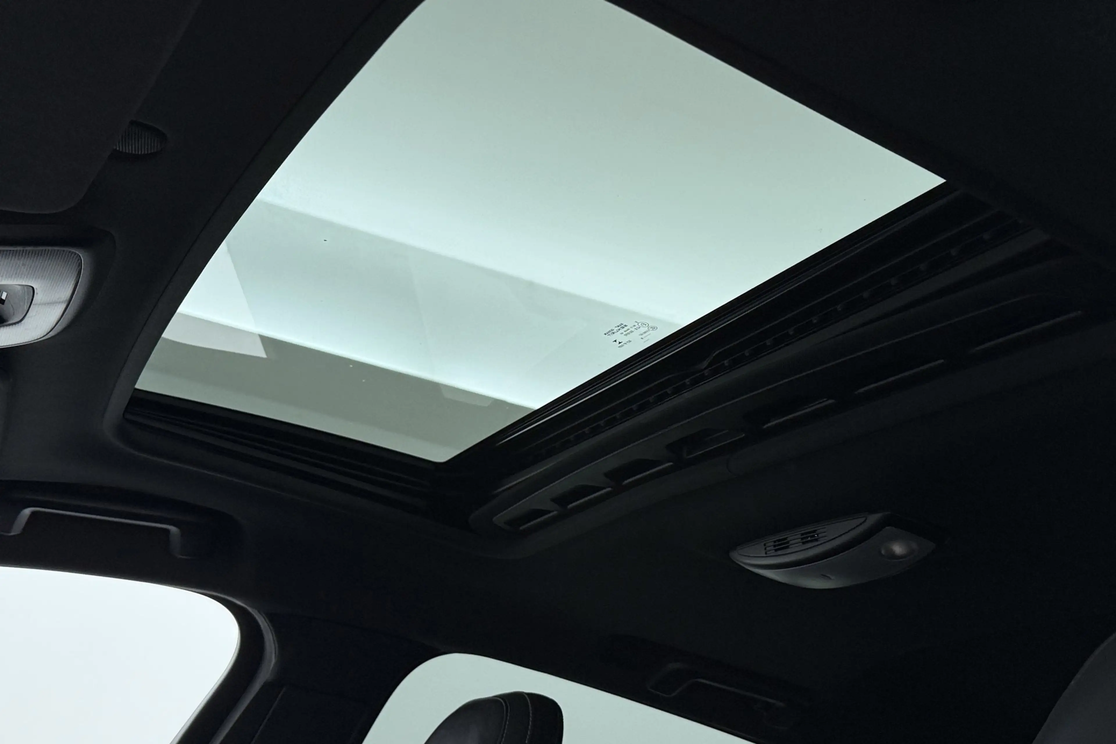 Volvo V60 2.0 T4 Business Sport R-Design | Trekhaak | Schuif — photo 4