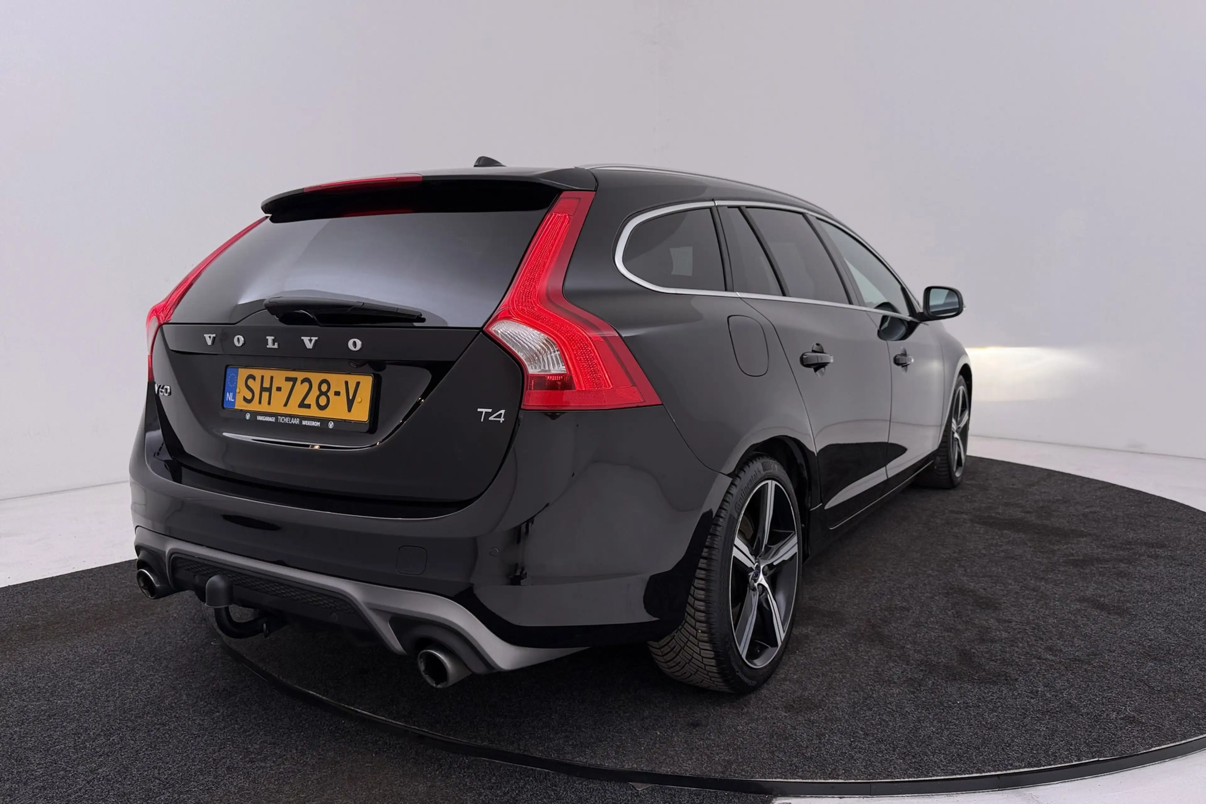 Volvo V60 2.0 T4 Business Sport R-Design | Trekhaak | Schuif — photo 47