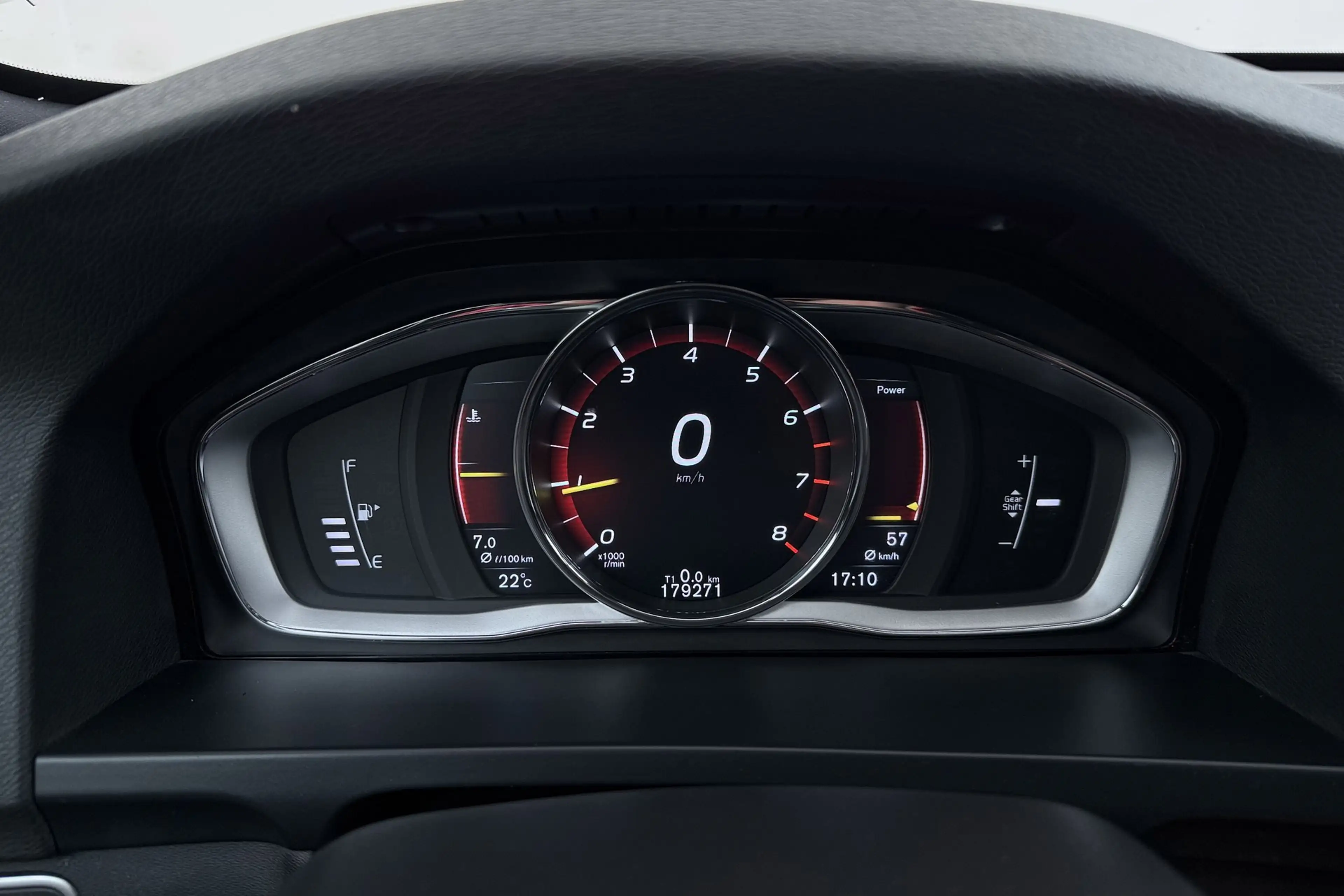 Volvo V60 2.0 T4 Business Sport R-Design | Trekhaak | Schuif — photo 20