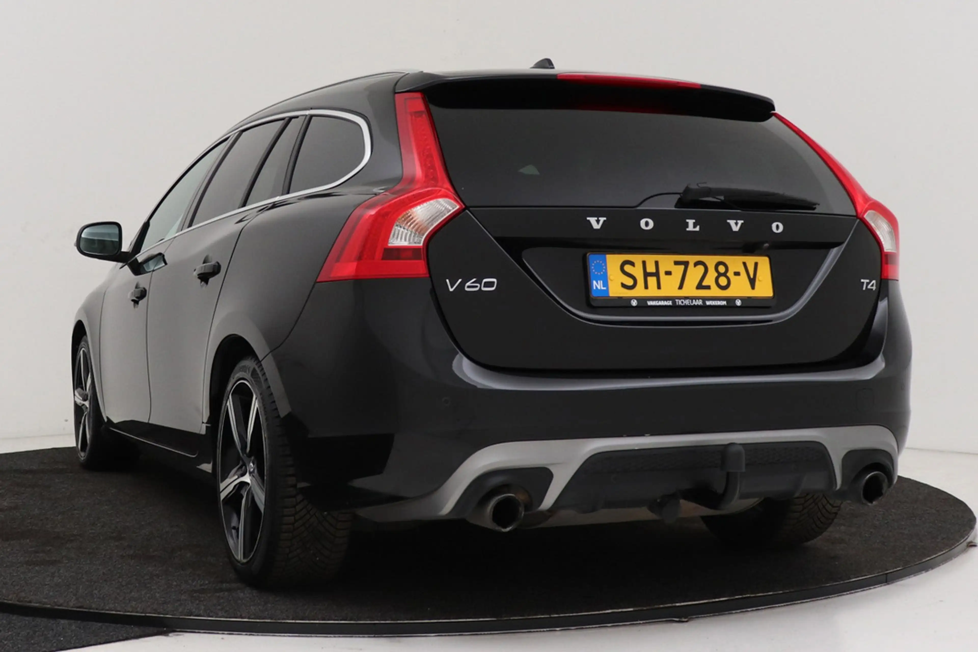 Volvo V60 2.0 T4 Business Sport R-Design | Trekhaak | Schuif — photo 10