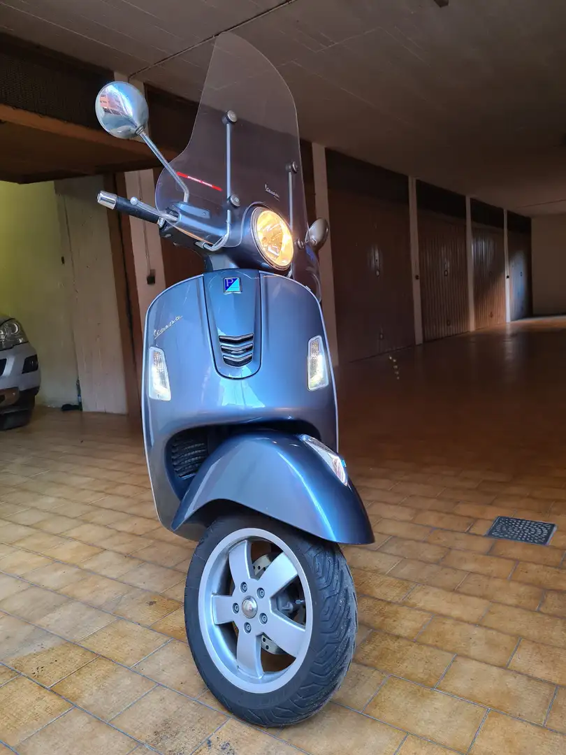 Vespa GTS 300 ABS Blu/Azzurro - 2