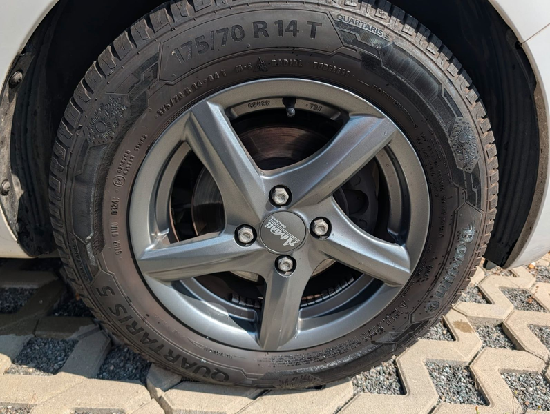 Hyundai i20 Trend Klima  Alu el. Fenster ZV 39655km ! — photo 7