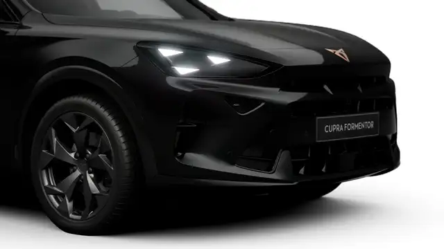 Cupra Formentor view 8