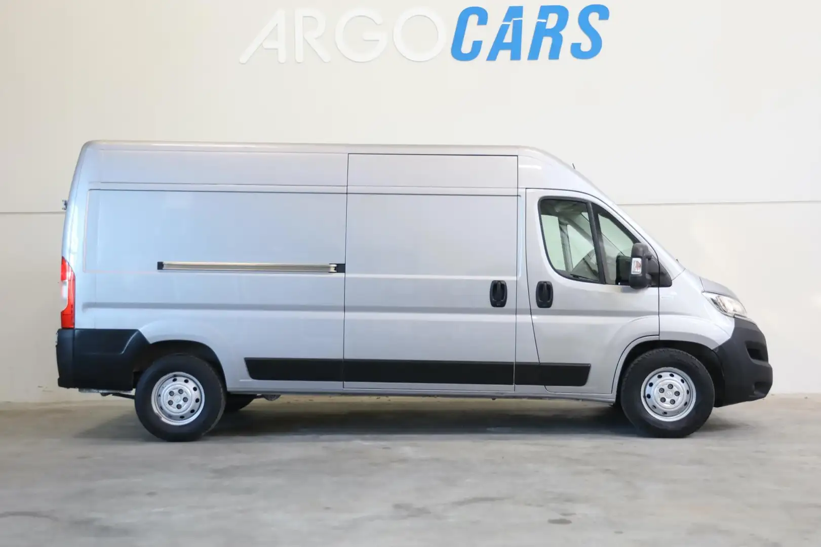 Citroen Jumper 35 2.2 BlueHDi 165PK MAXI L3/H2 GRIJS BLIS PDC CAM Grijs - 2