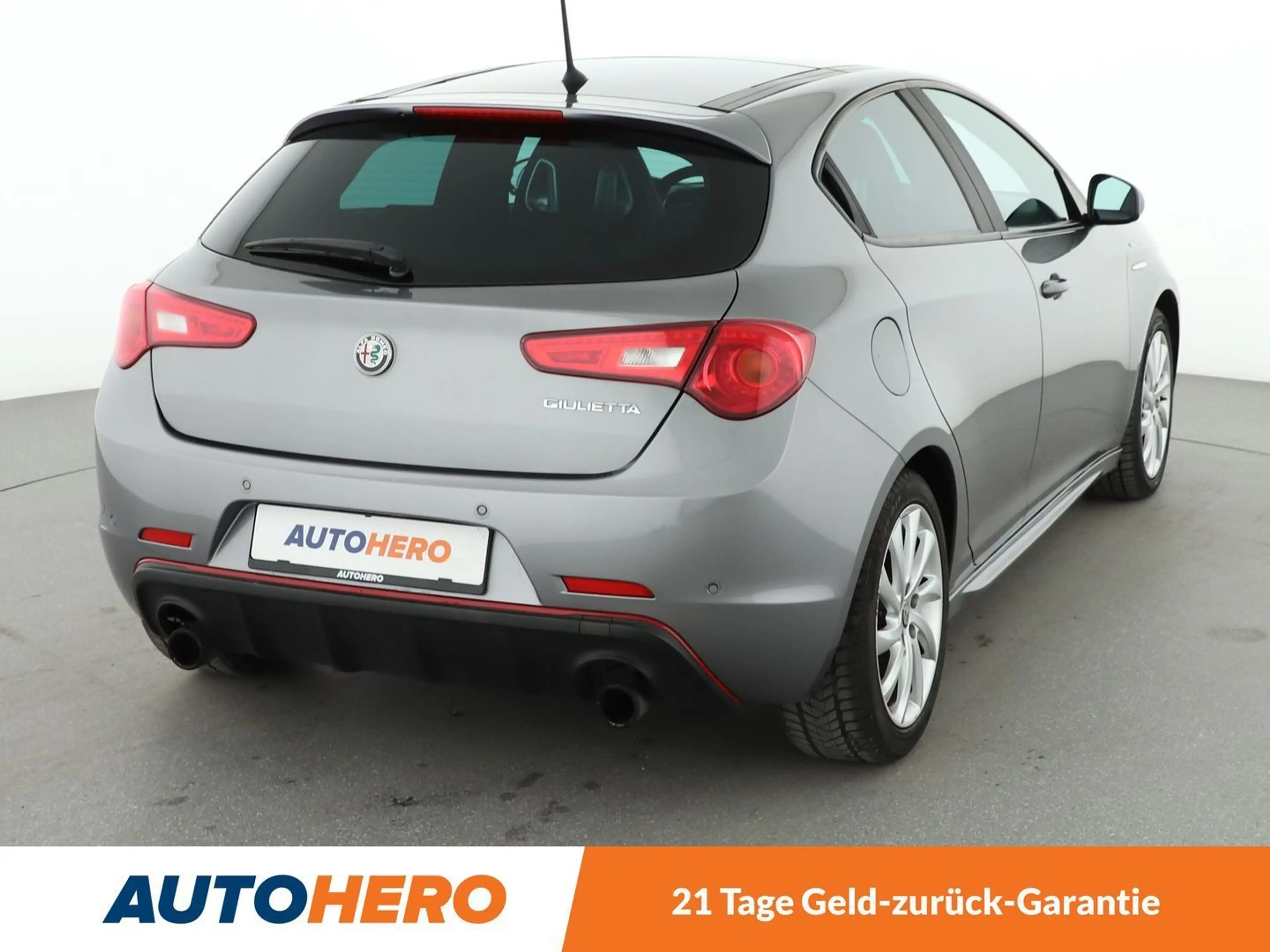 Alfa Romeo Giulietta 1.8 Turbo Veloce Aut.*PDC*ALU*PANO* — photo 6