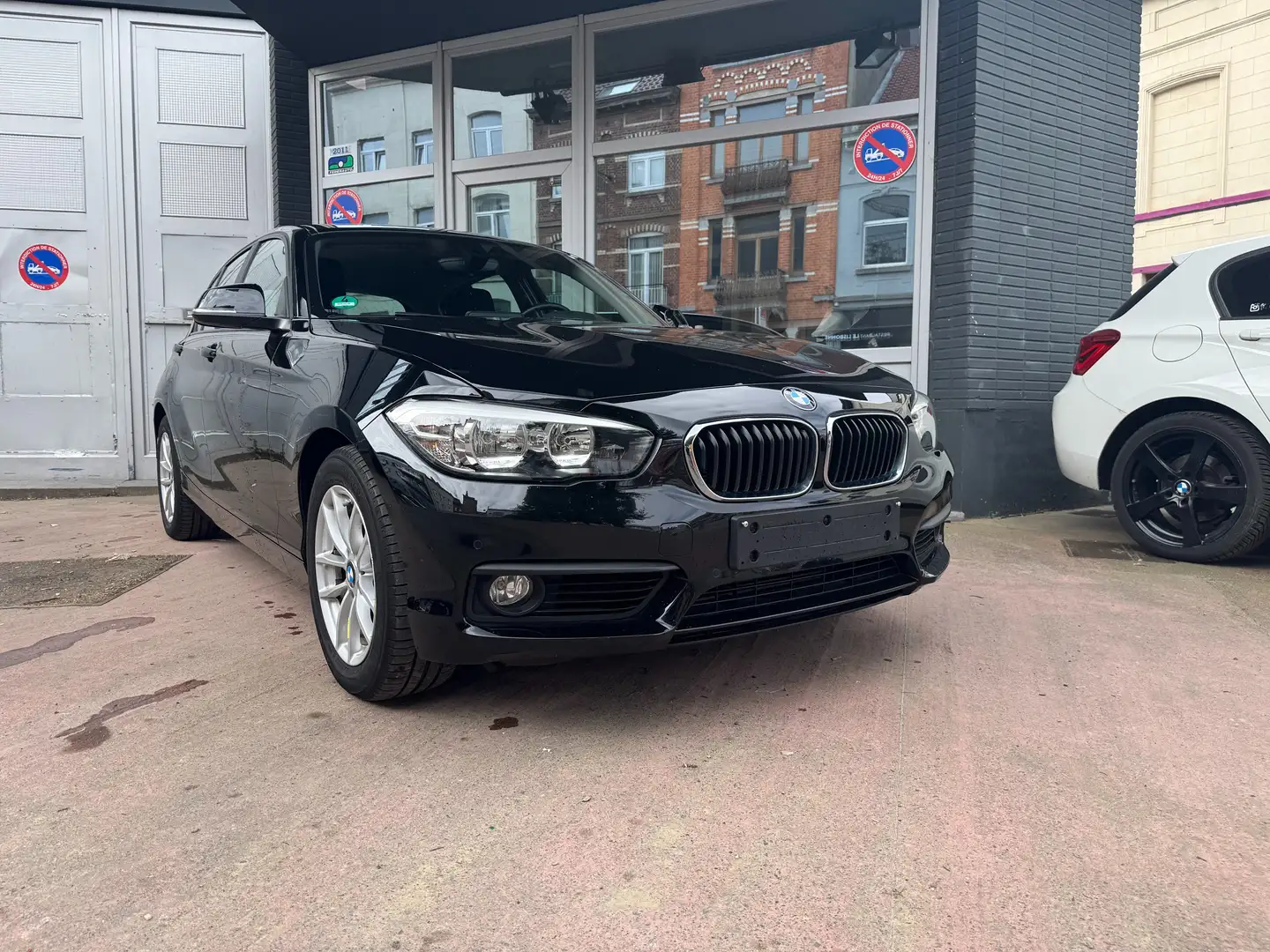 BMW 118 Garantie - Auto - LED - 51.990km - HIFI - Cruise Schwarz - 1