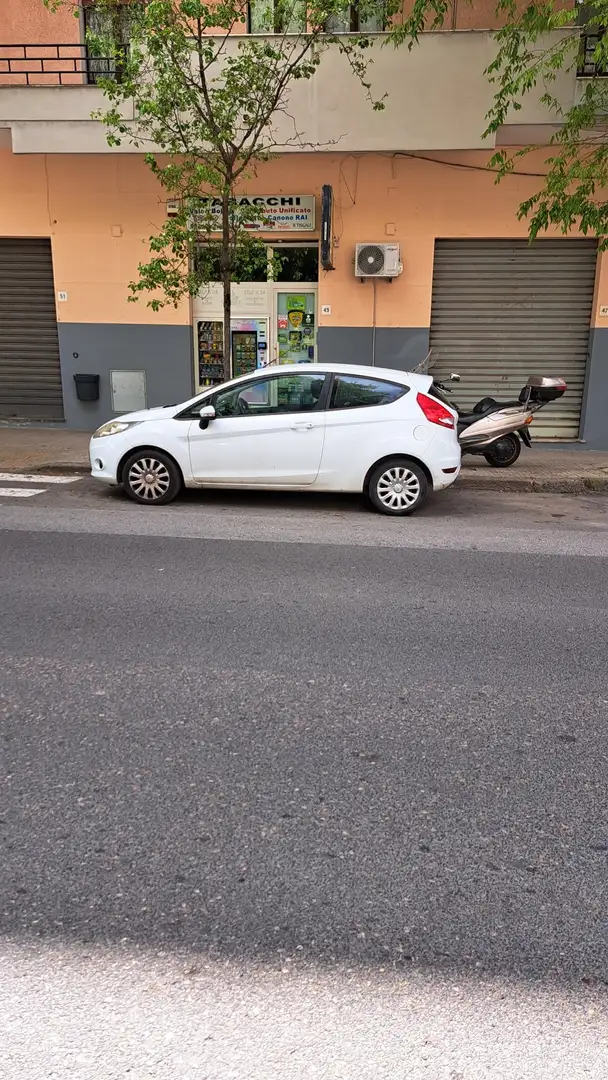 Ford Fiesta 3p 1.2 16v + c/esp 82cv E5 - 2