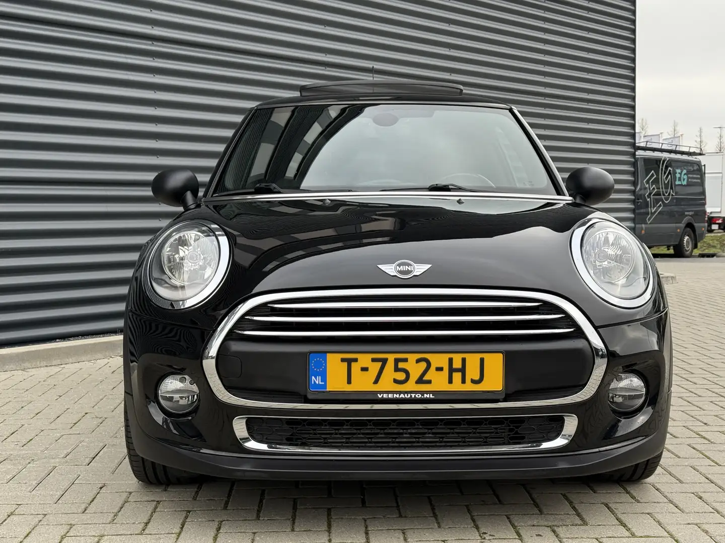 MINI Cooper Mini 1.2 One Pano/Navi/Union Jack achterlichten Zwart - 2