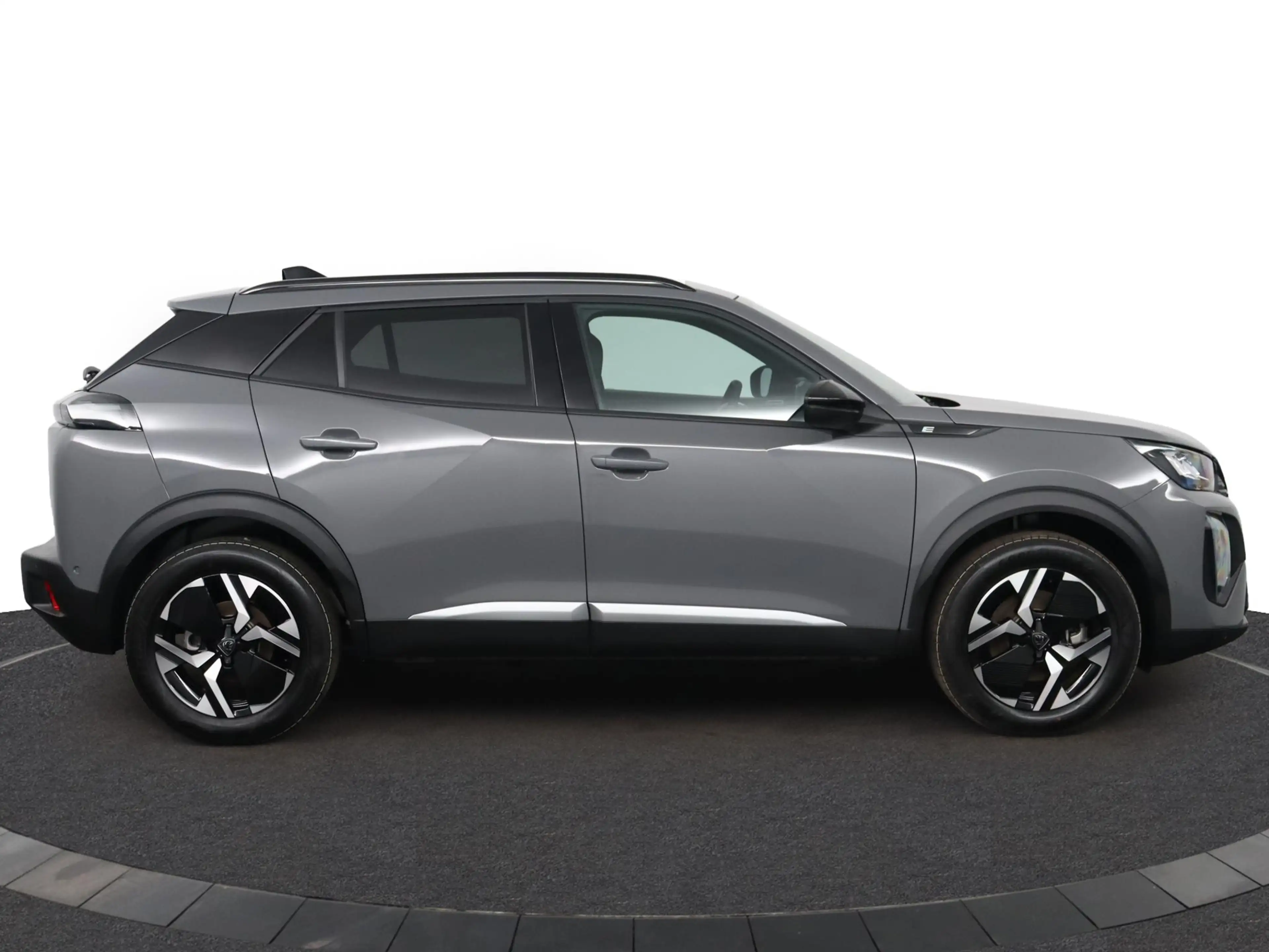 Peugeot e-2008 EV Allure Avantage 54 kWh | 406 km WLTP | Navigati — photo 13
