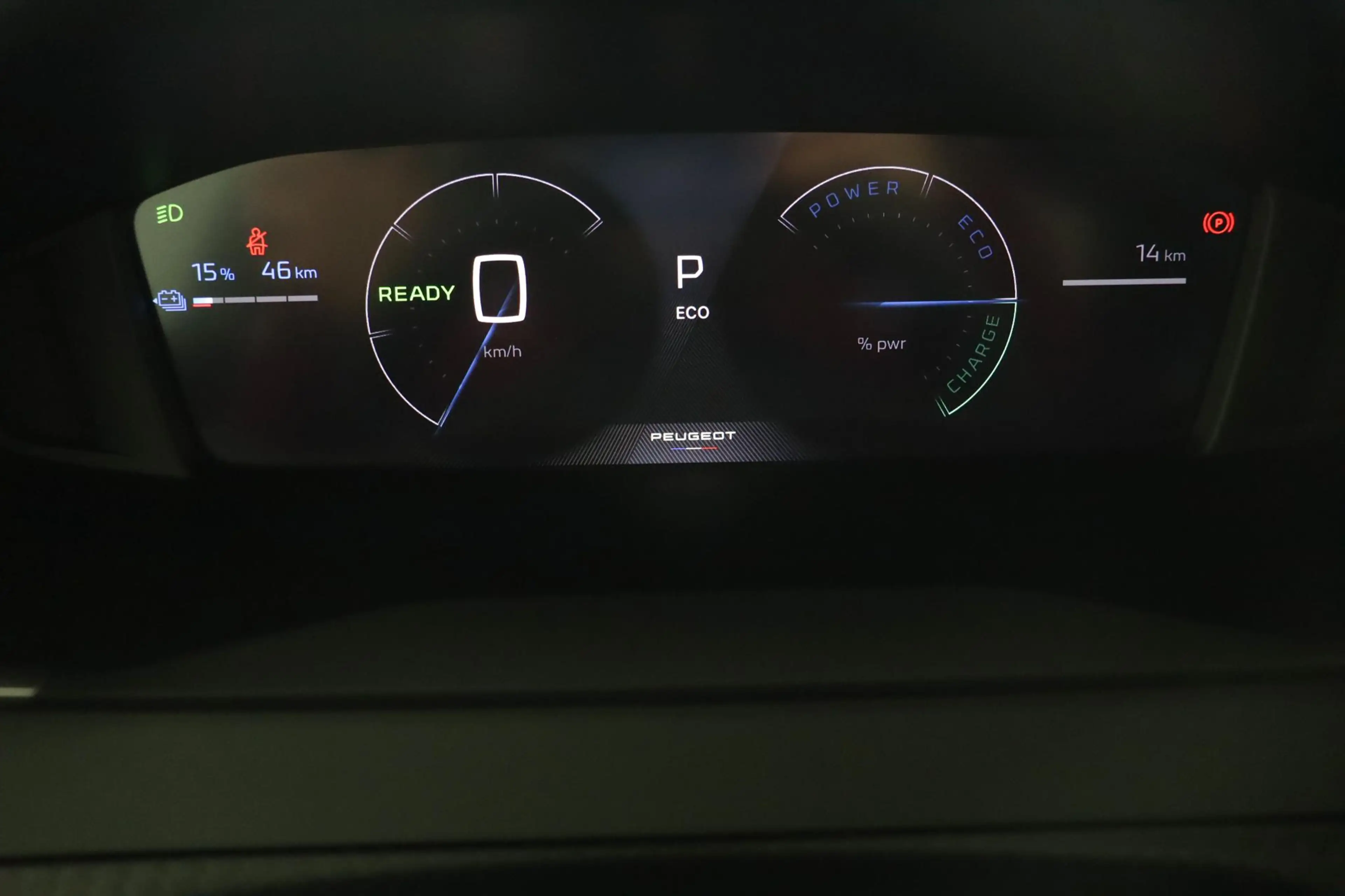 Peugeot e-2008 EV Allure Avantage 54 kWh | 406 km WLTP | Navigati — photo 7