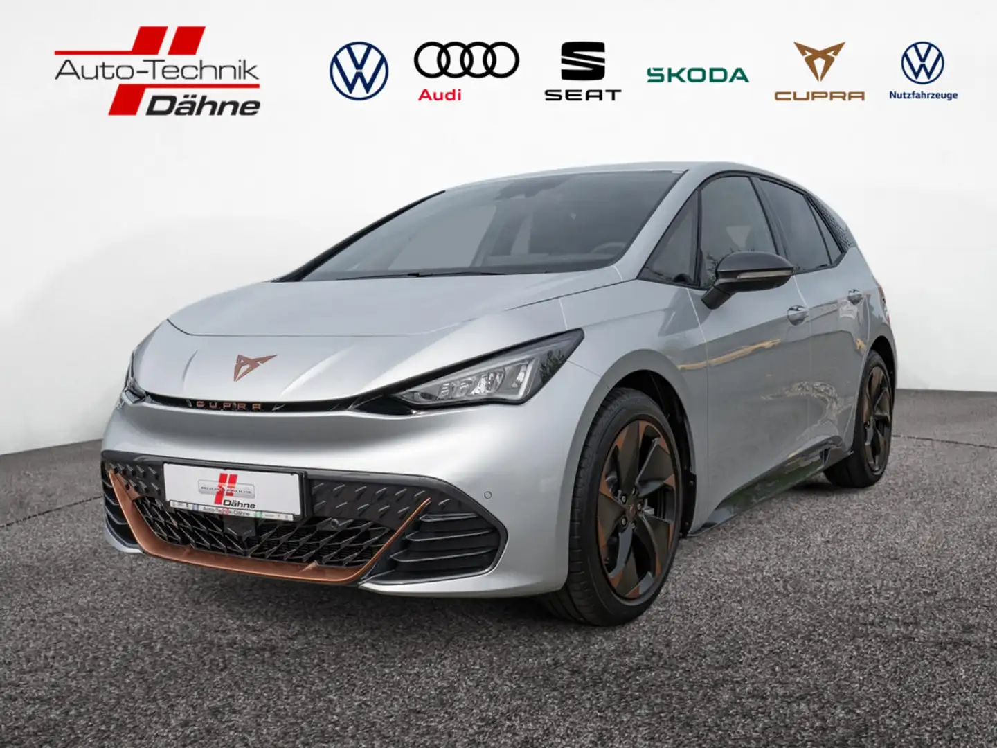 CUPRA Born Edition Dynamic KAMERA NAVI ACC LED 360° Argintiu - 1